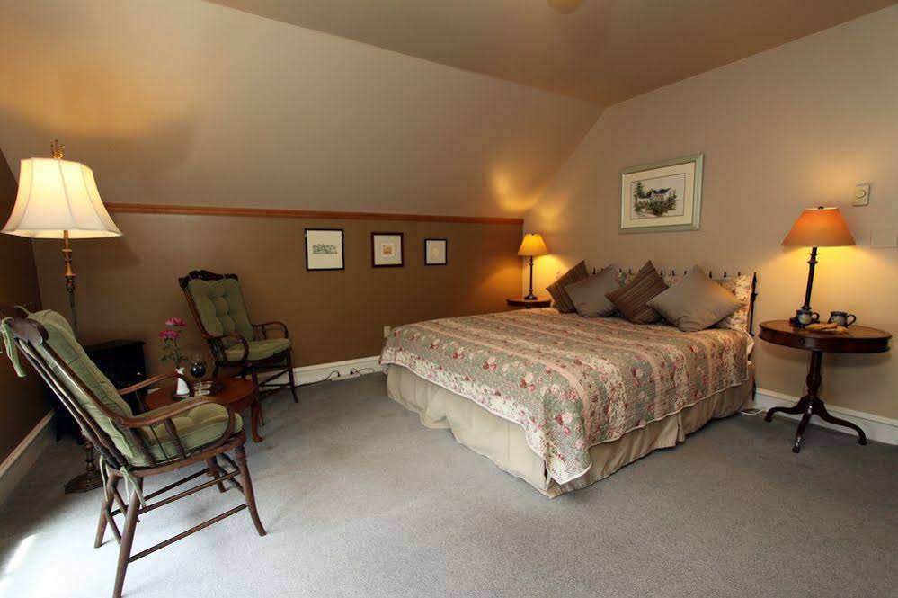 Joshua Grindle Inn