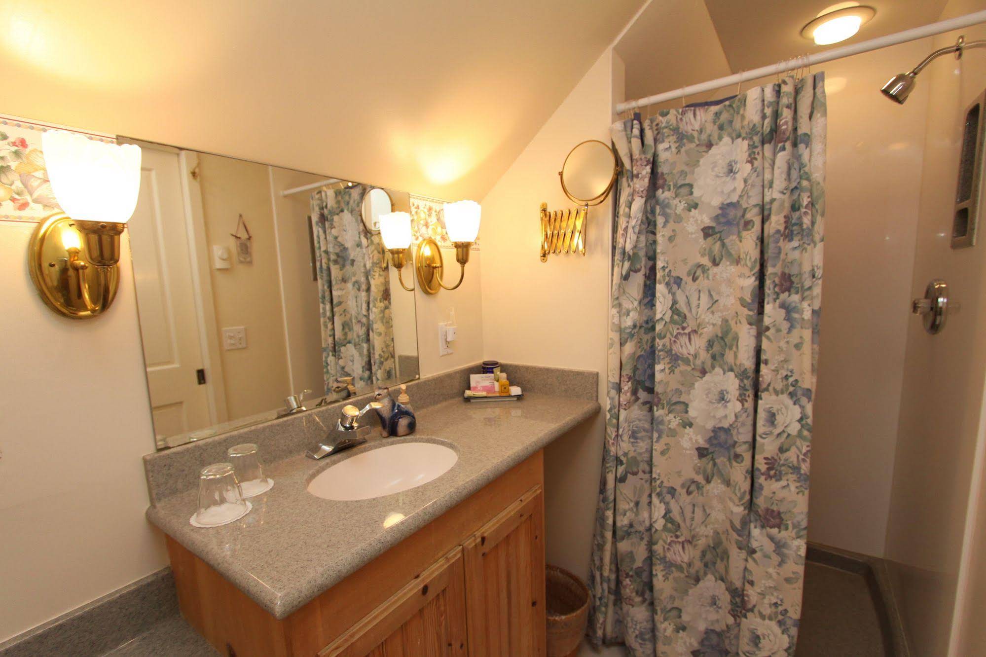 Joshua Grindle Inn