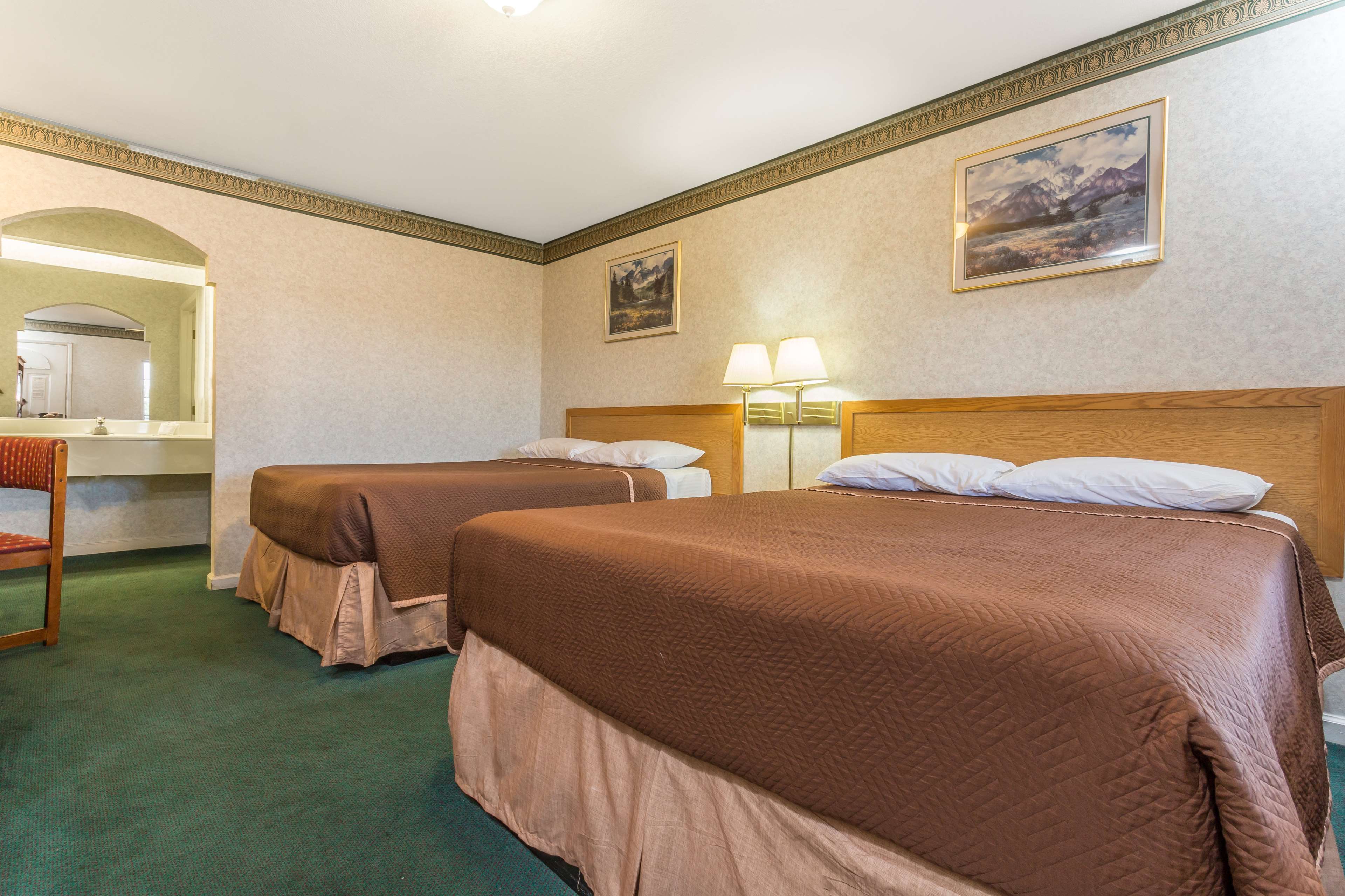 Travelodge by Wyndham Merced Yosemite