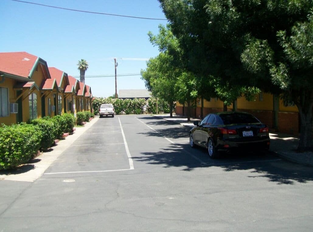 Oak Motel