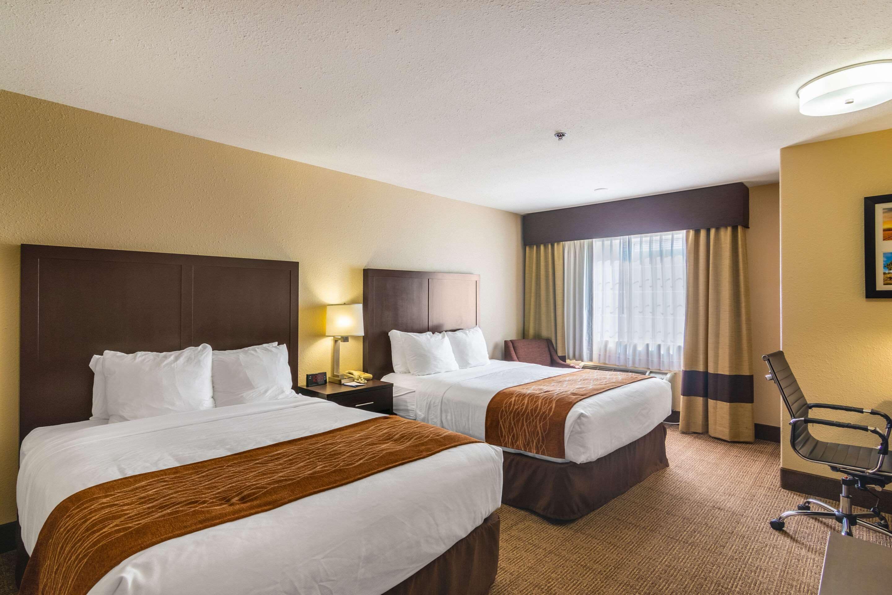 Comfort Inn & Suites