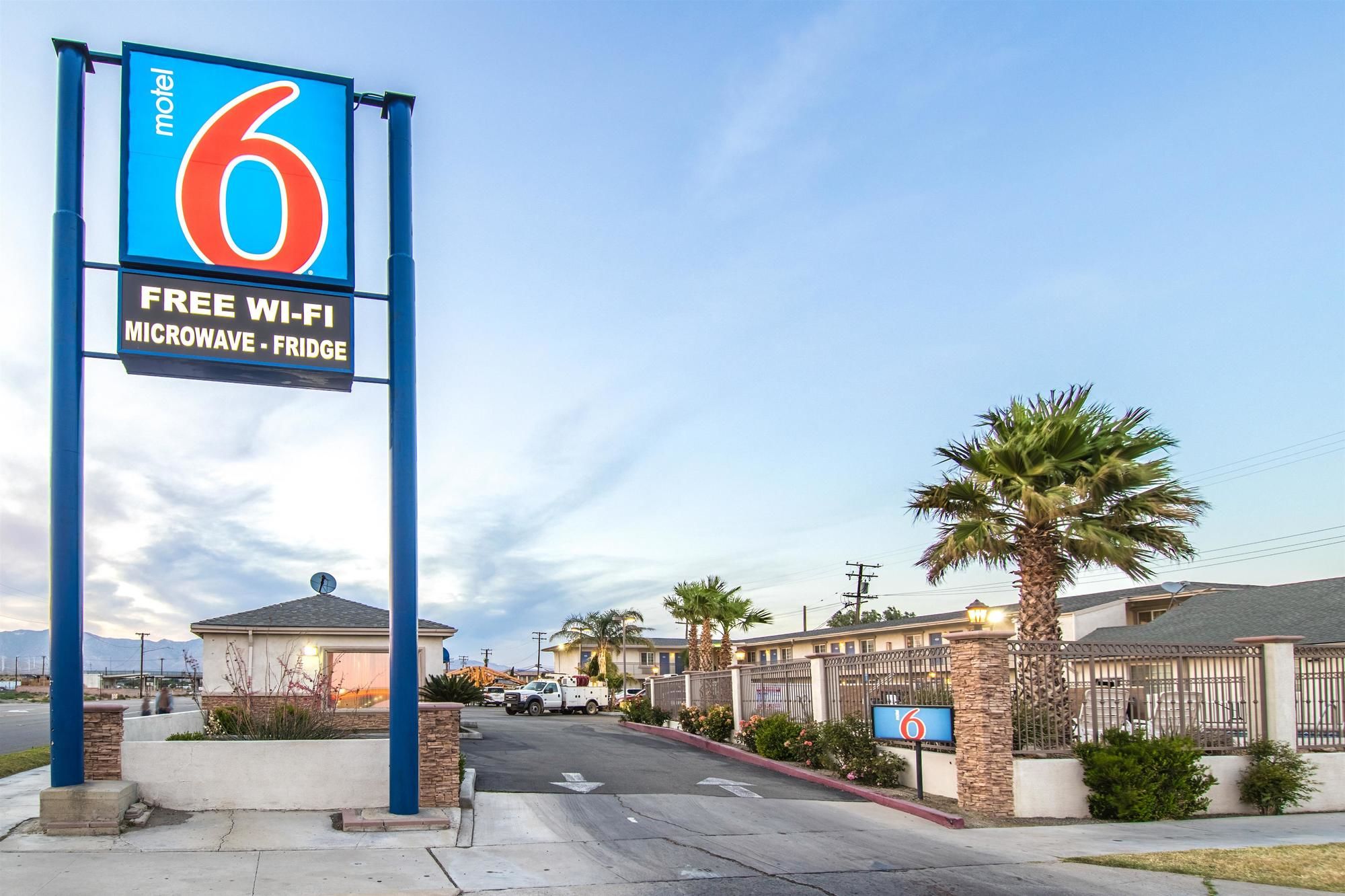 Motel 6 Mojave - Airport