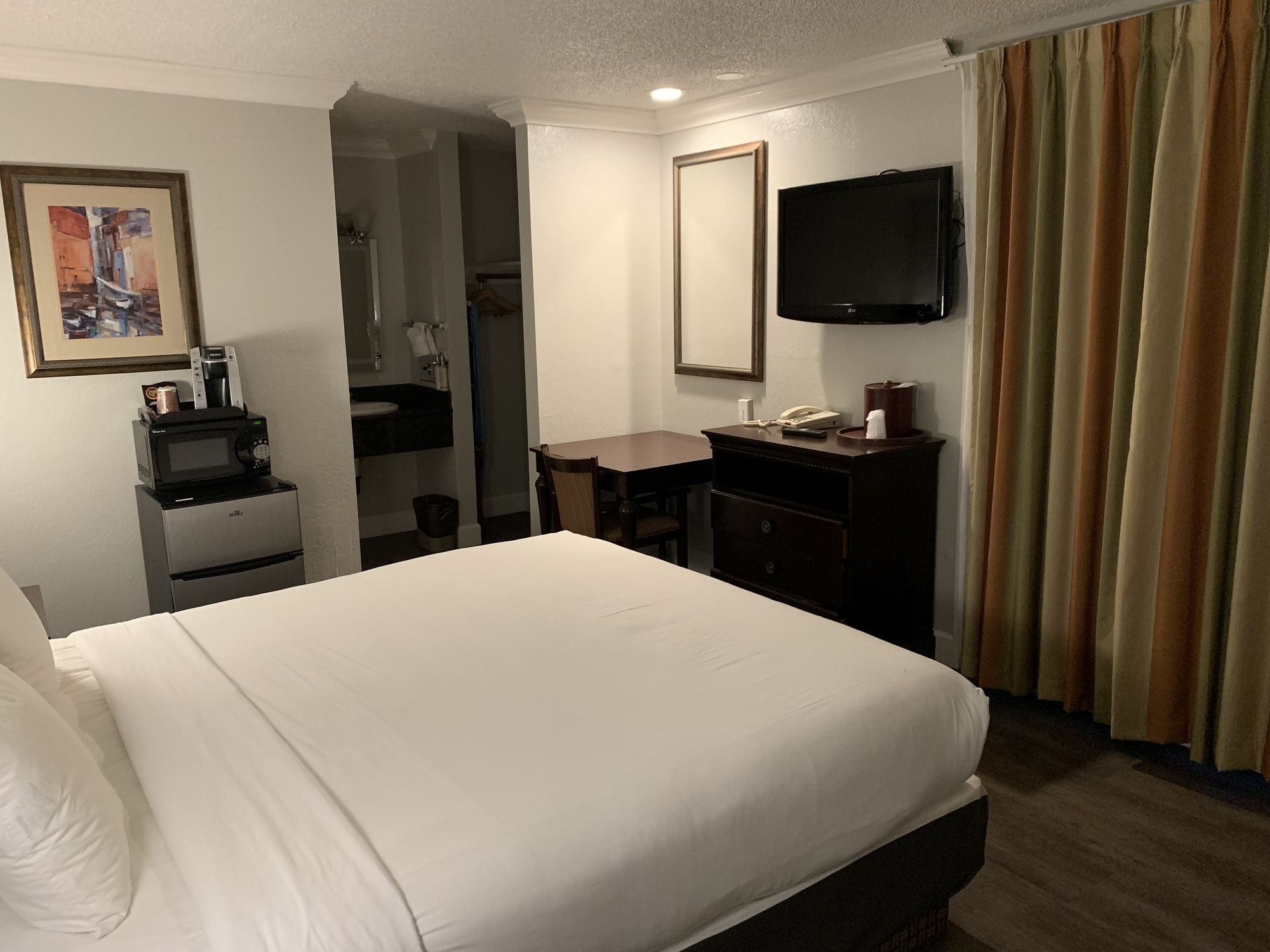 Stargazer Inn and Suites