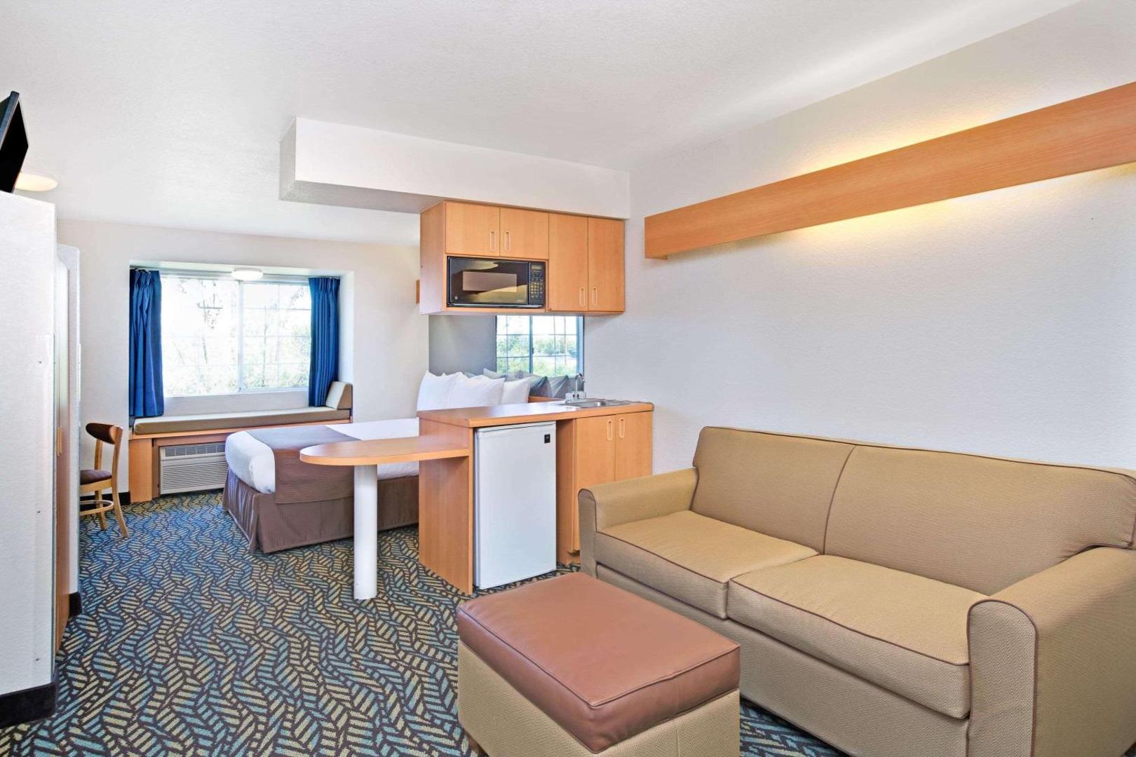 Microtel Inn & Suites by Wyndham Morgan Hill/San Jose Area