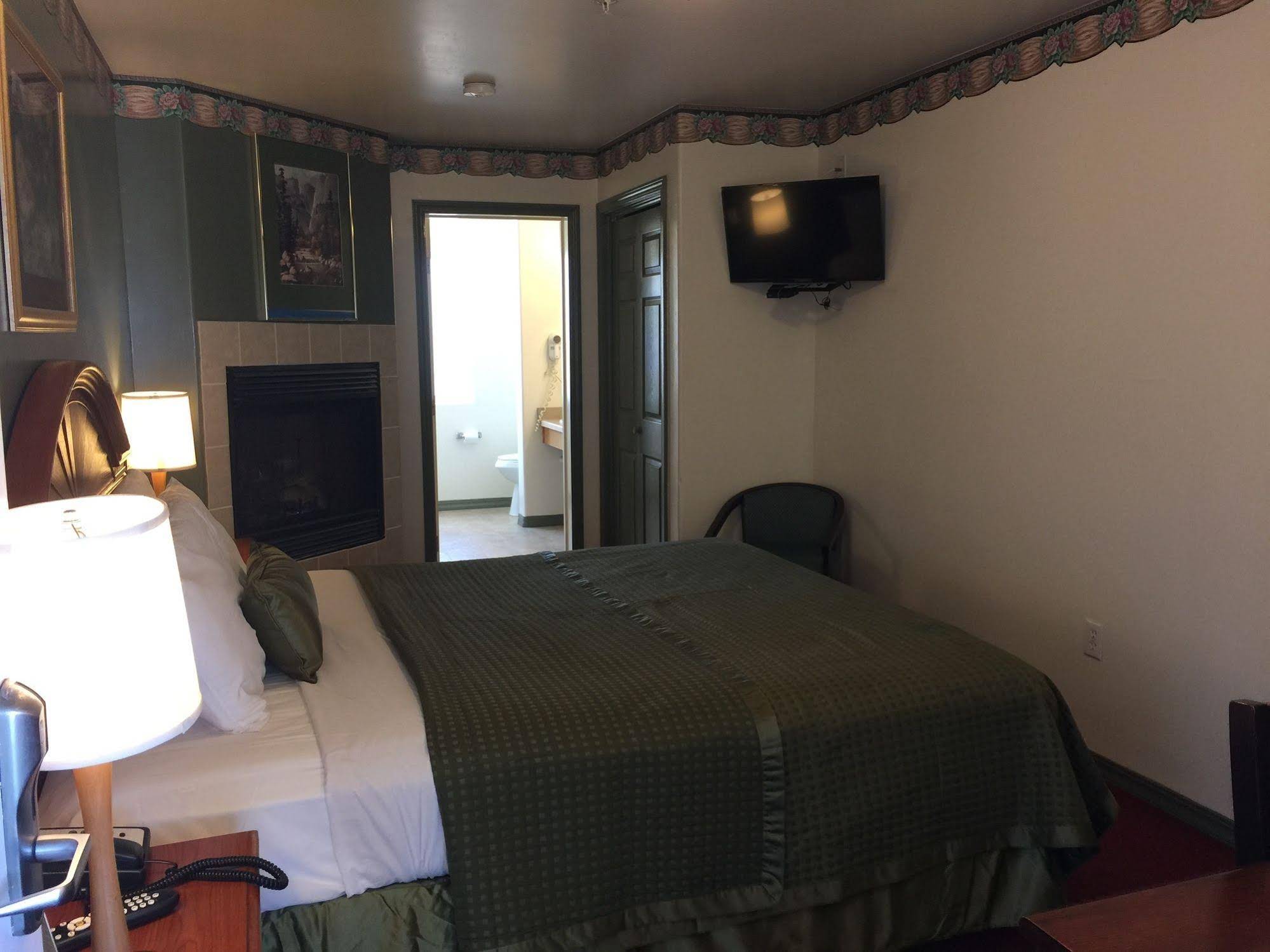 Holland Inn & Suites Morro Bay