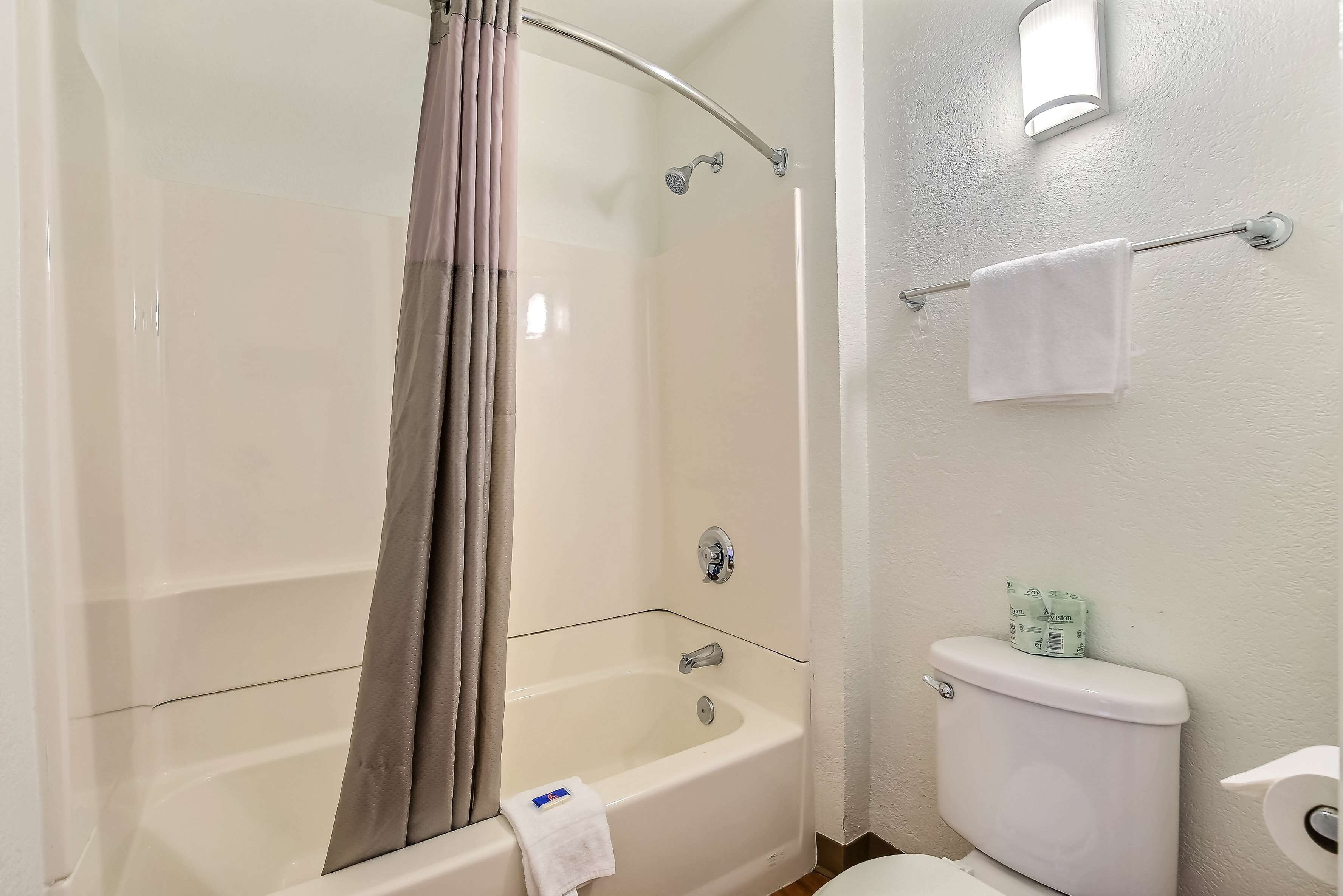 Motel 6 Oakland Airport