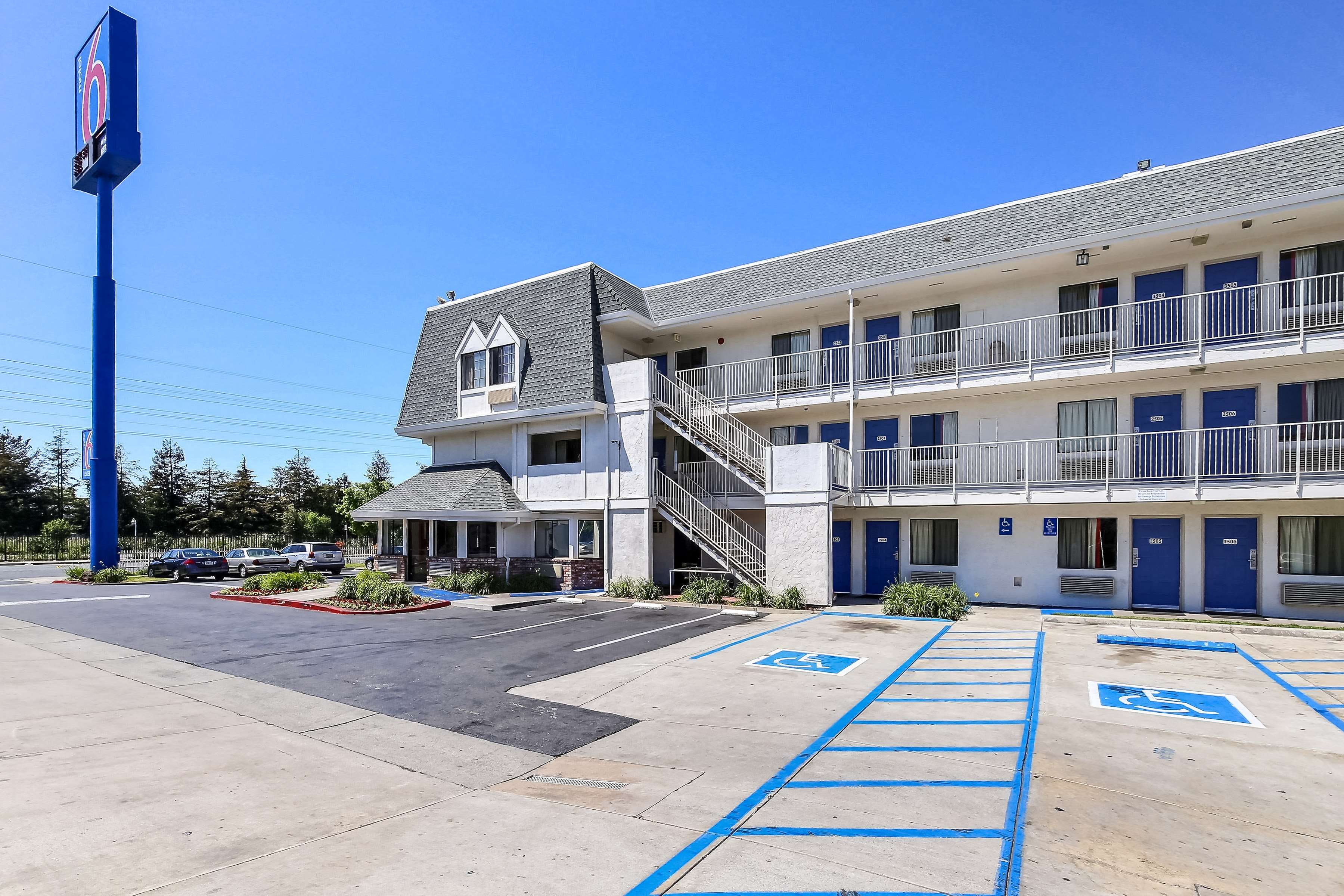 Motel 6 Oakland Airport