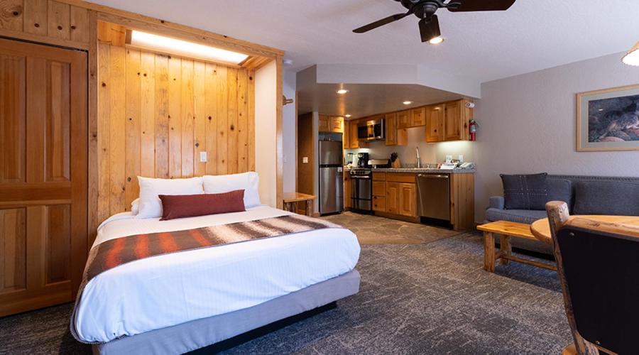 Redwolf Lodge at Squaw Valley Condos