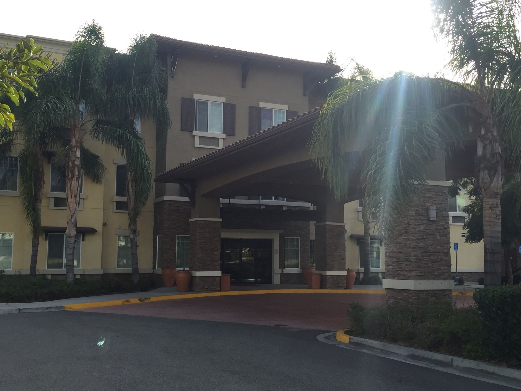 Comfort Inn & Suites Near Ontario Airport