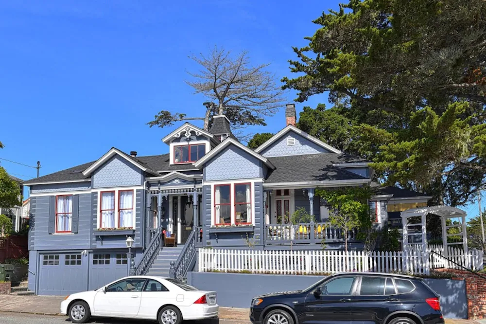 Victorian Sanctuary By The Sea