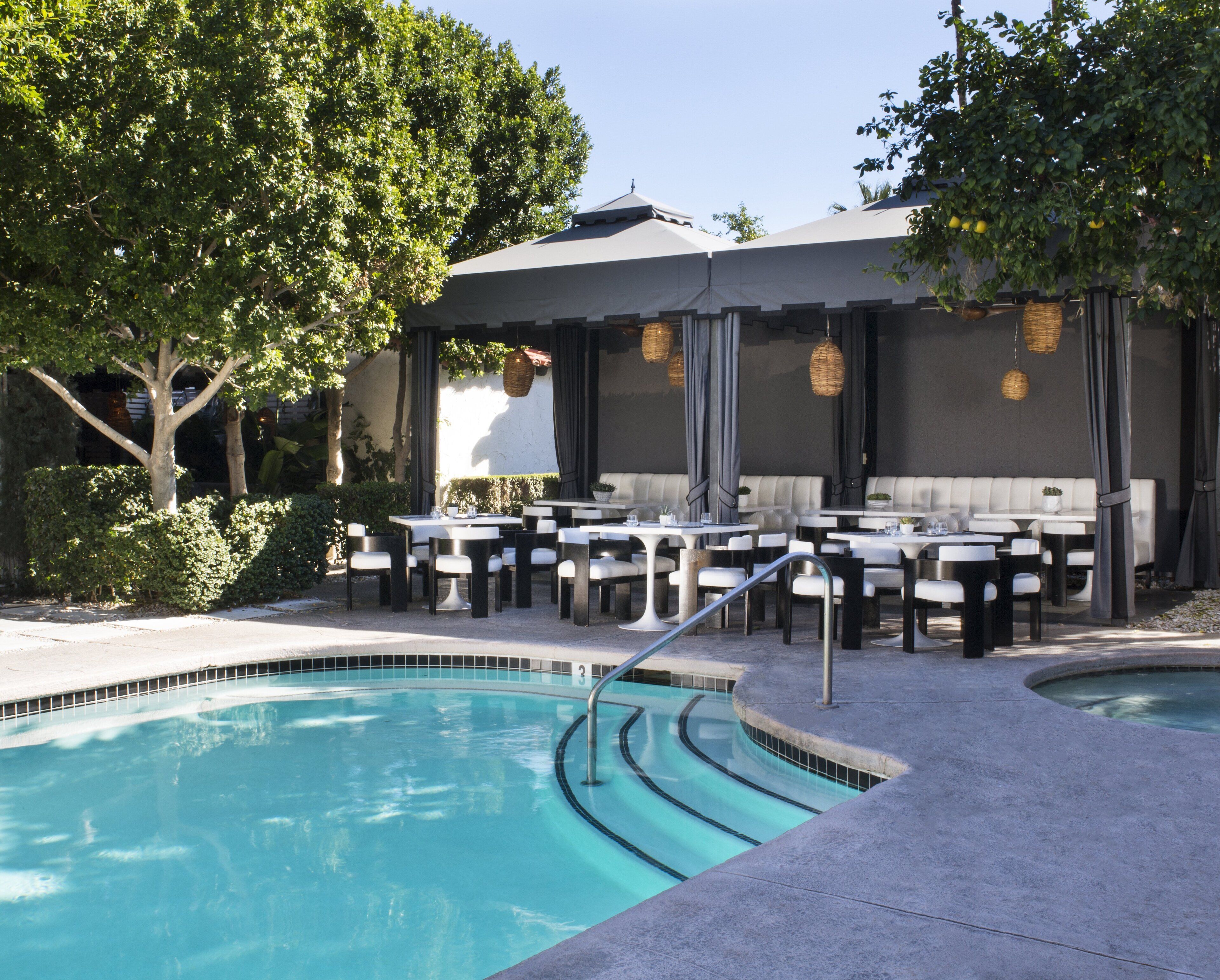 Avalon Hotel & Bungalows