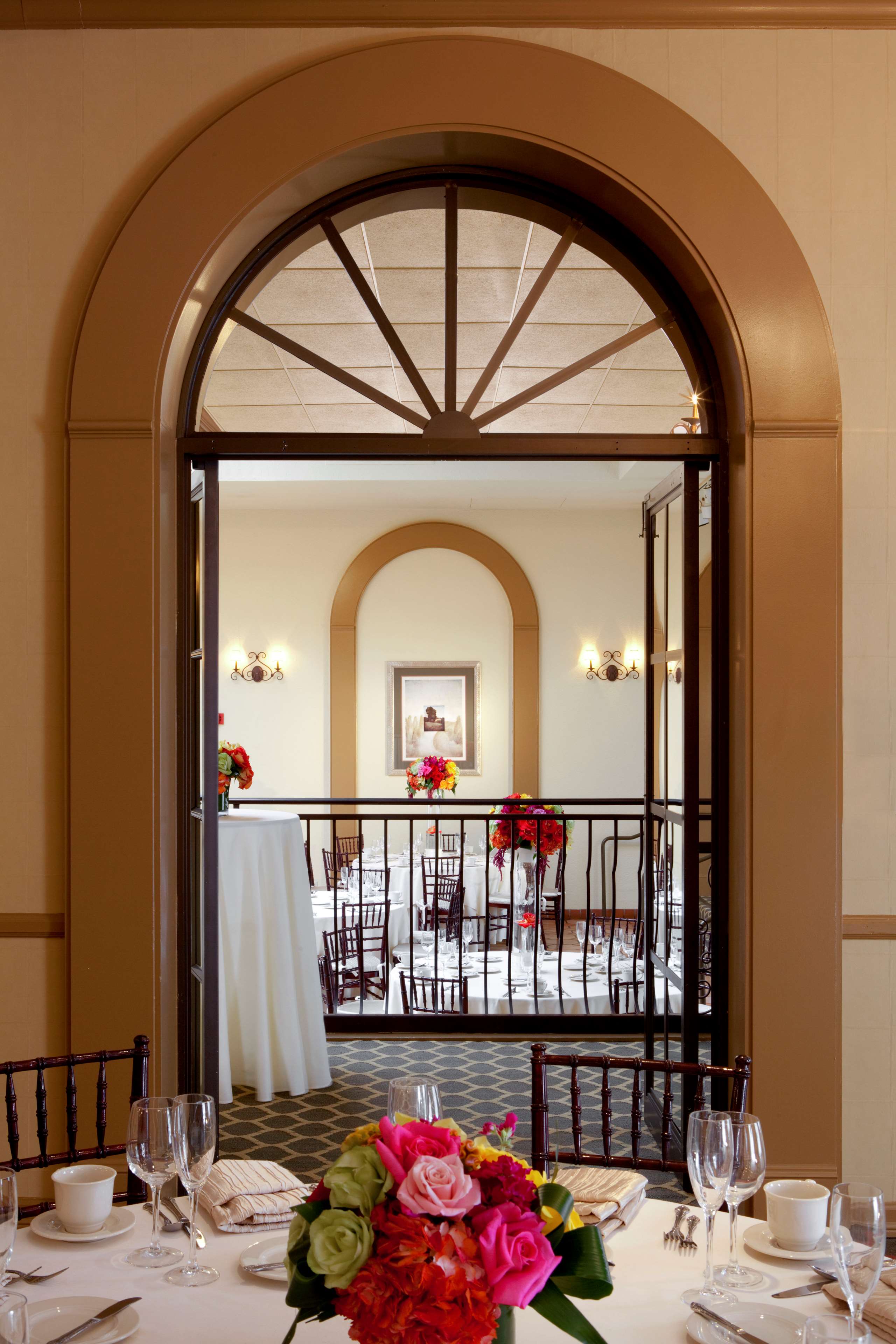 Hotel Dena, Pasadena Los Angeles, a Tribute Portfolio Hotel