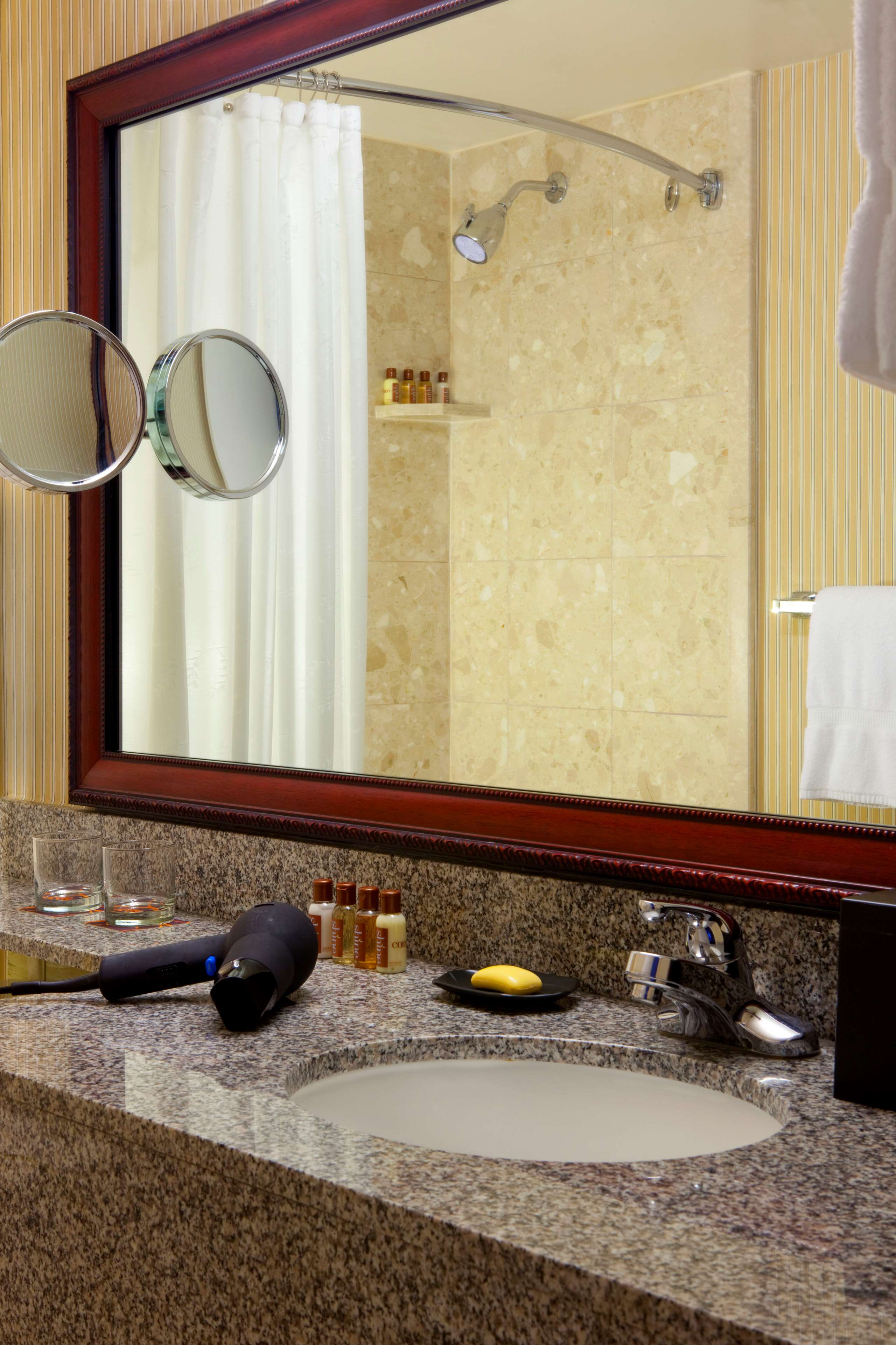 Hotel Dena, Pasadena Los Angeles, a Tribute Portfolio Hotel