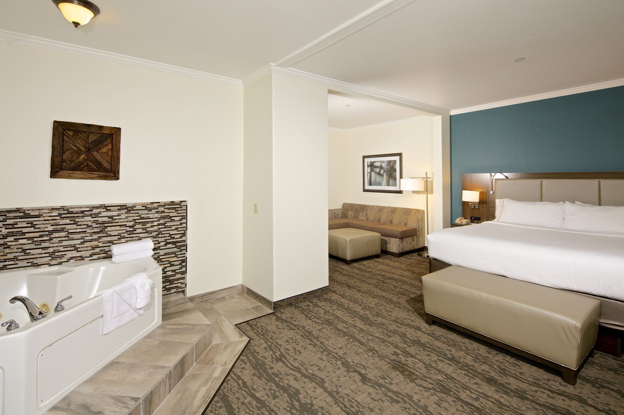 Holiday Inn Express & Suites Paso Robles