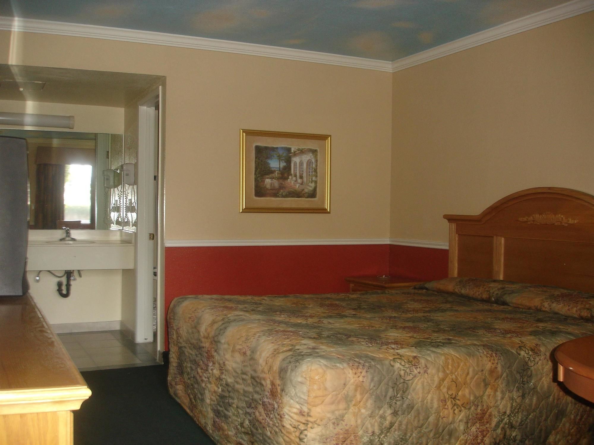 Rivera Inn & Jacuzzi Suites Motel Pico Rivera