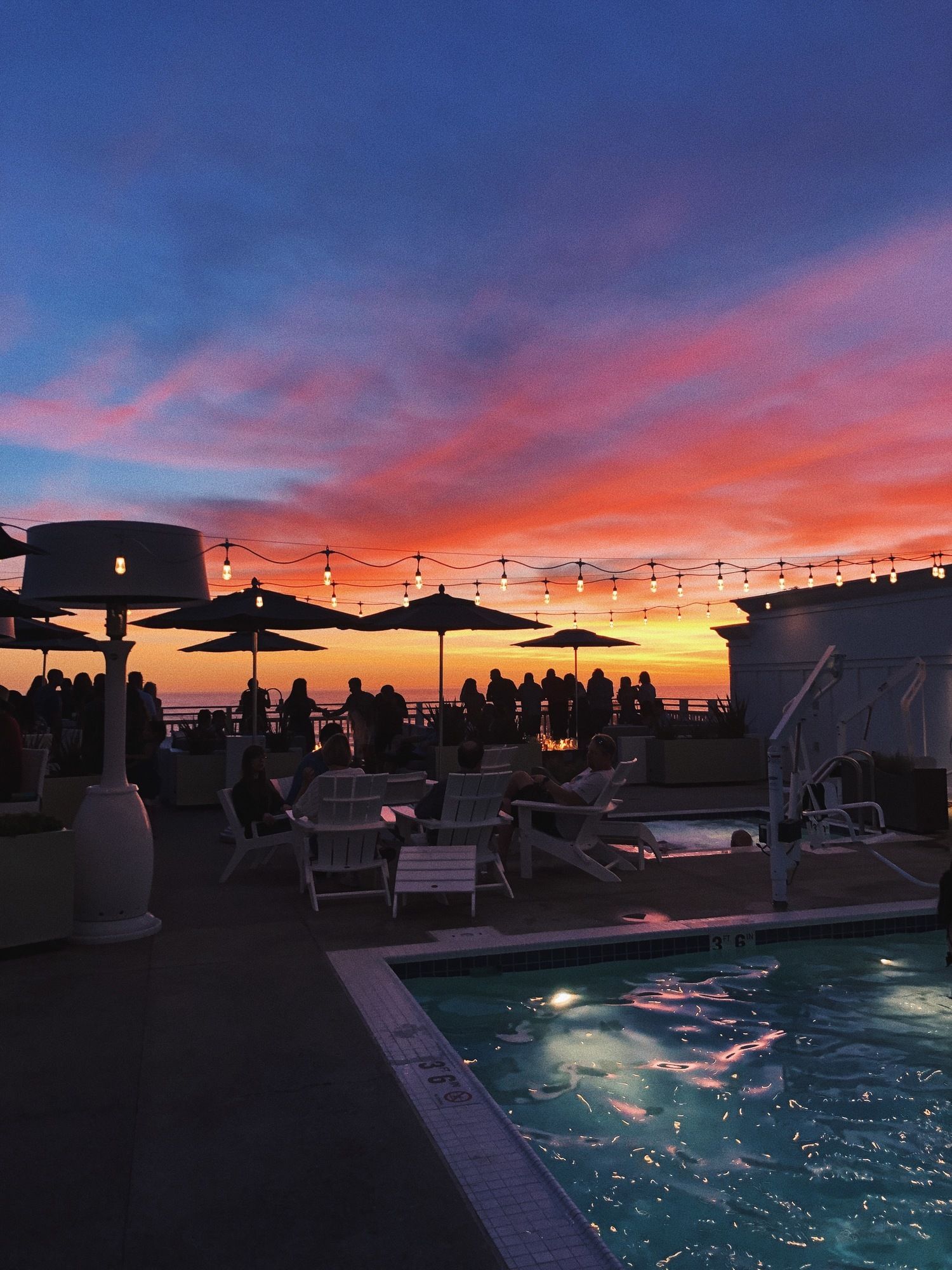 Inn at the Pier Pismo Beach, Curio Collection by Hilton
