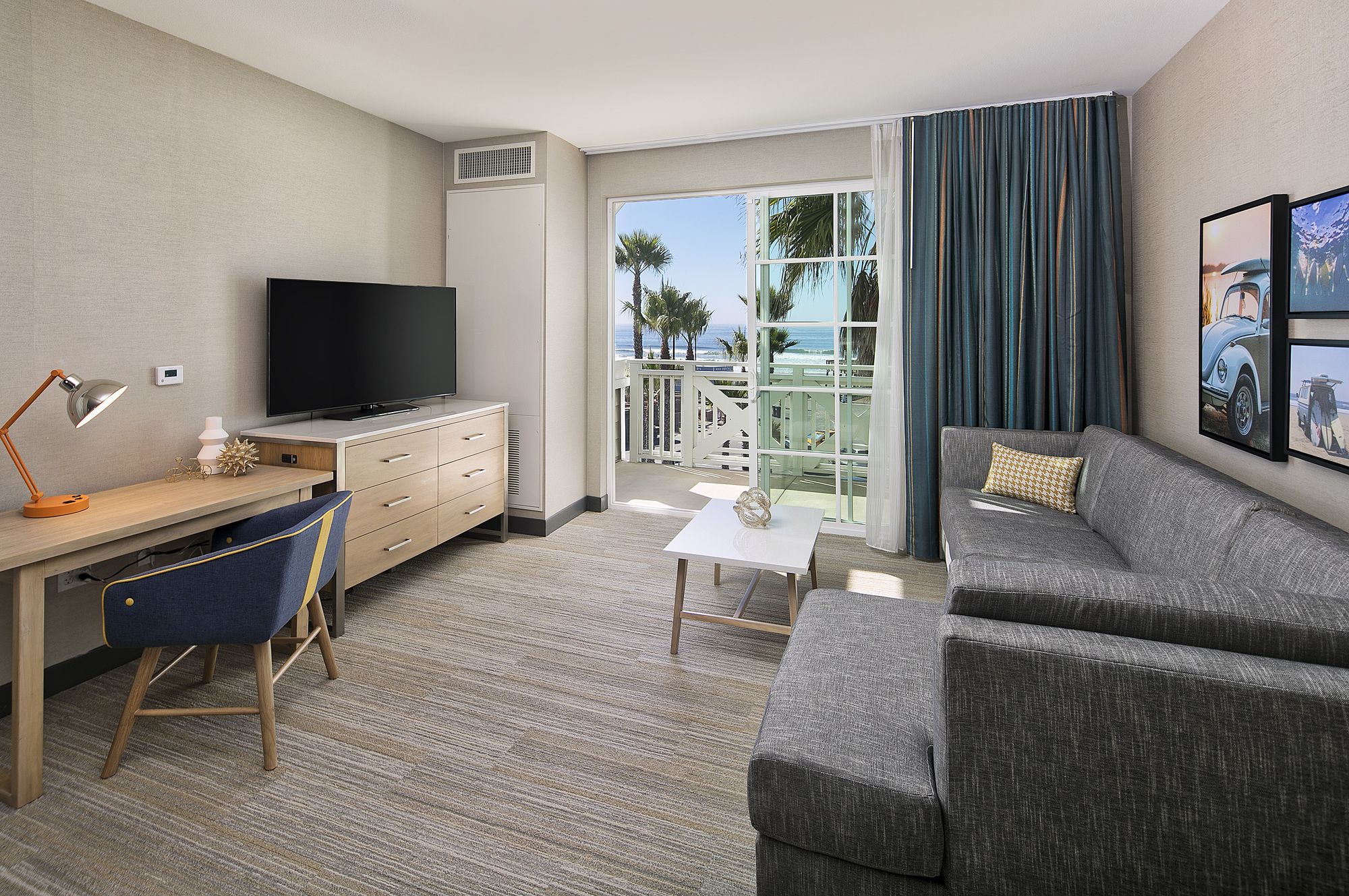 Inn at the Pier Pismo Beach, Curio Collection by Hilton