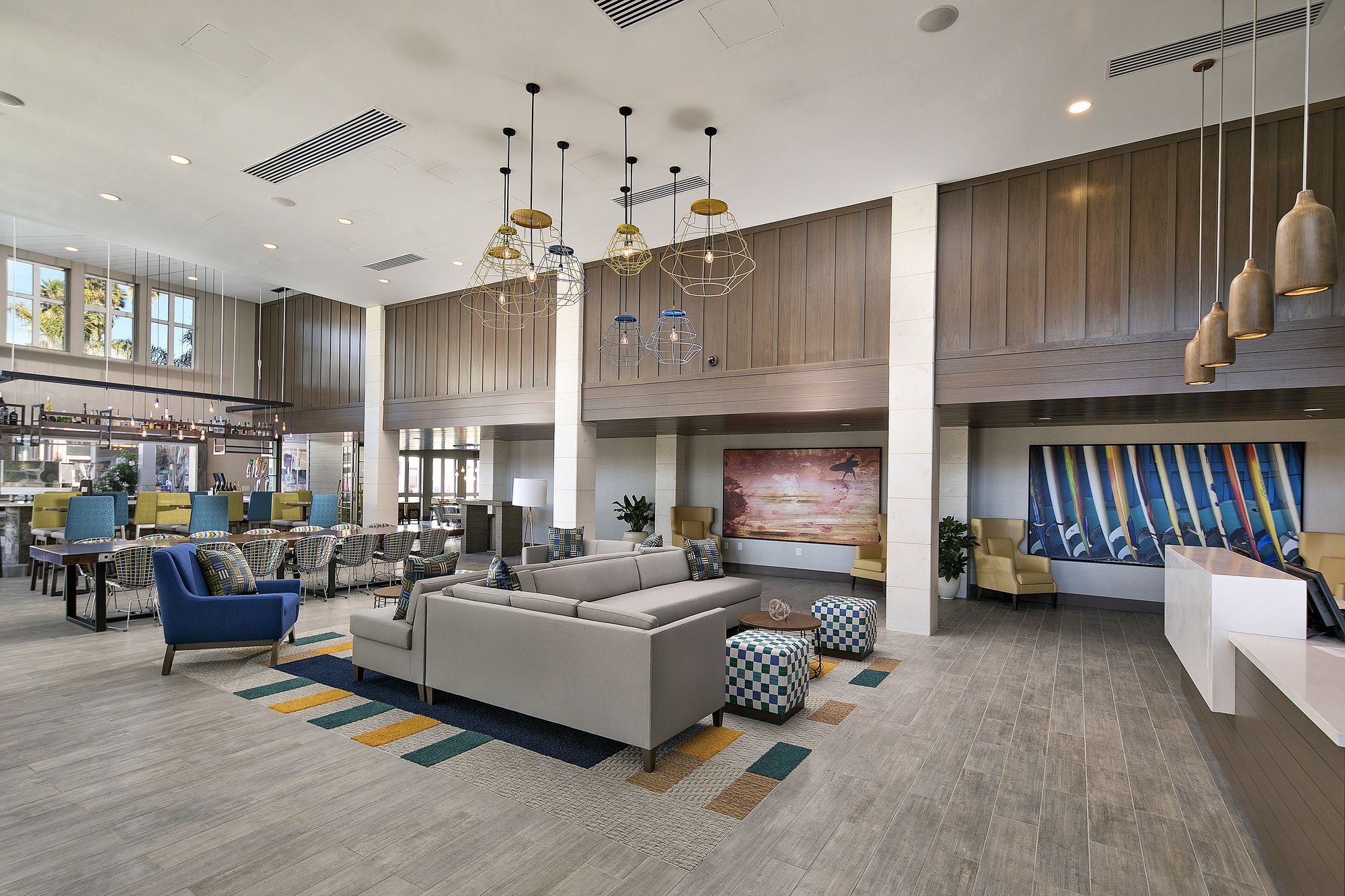 Inn at the Pier Pismo Beach, Curio Collection by Hilton