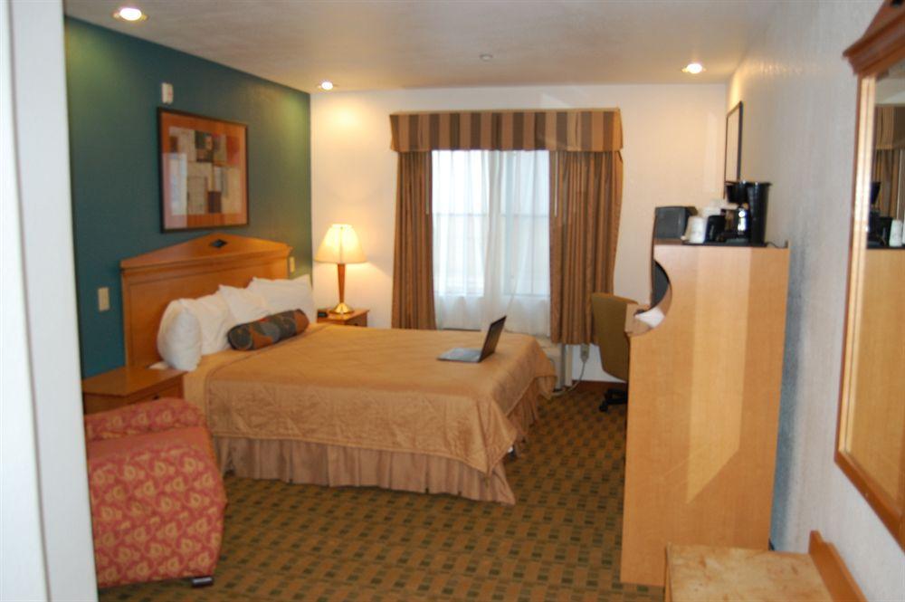 Pleasant Hill Inn