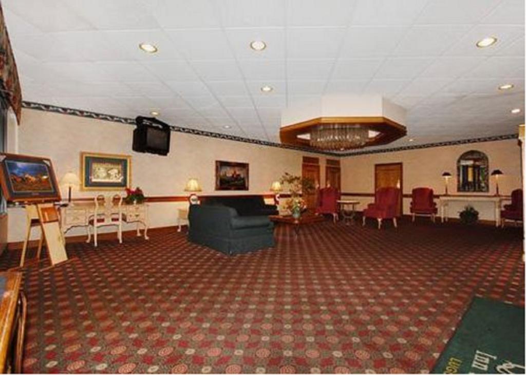 Super 8 by Wyndham Red Bluff