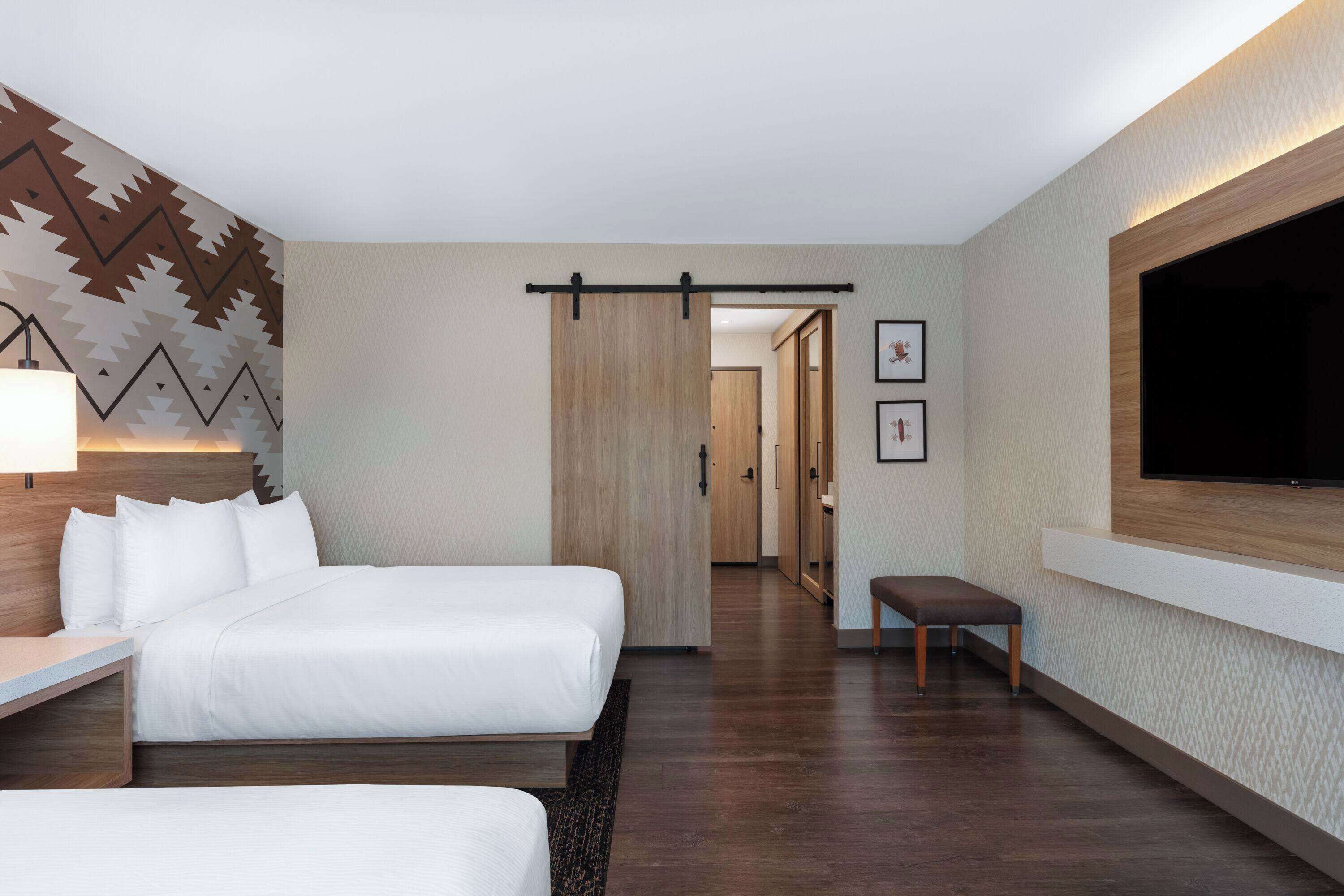 Wyndham Garden Redwood Valley