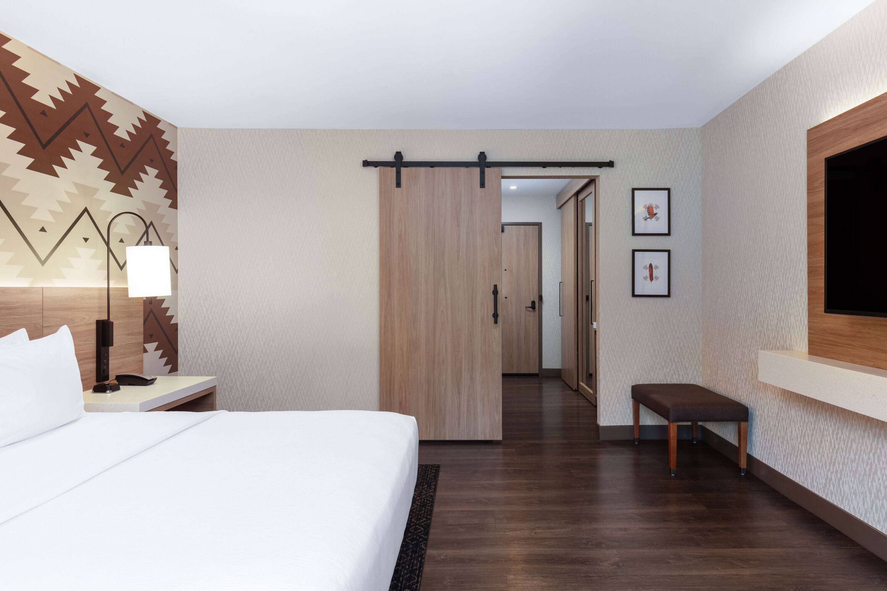 Wyndham Garden Redwood Valley