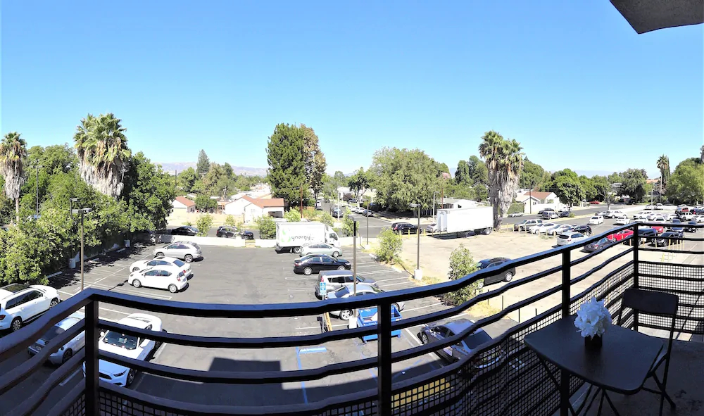All In Stay Near CSUN