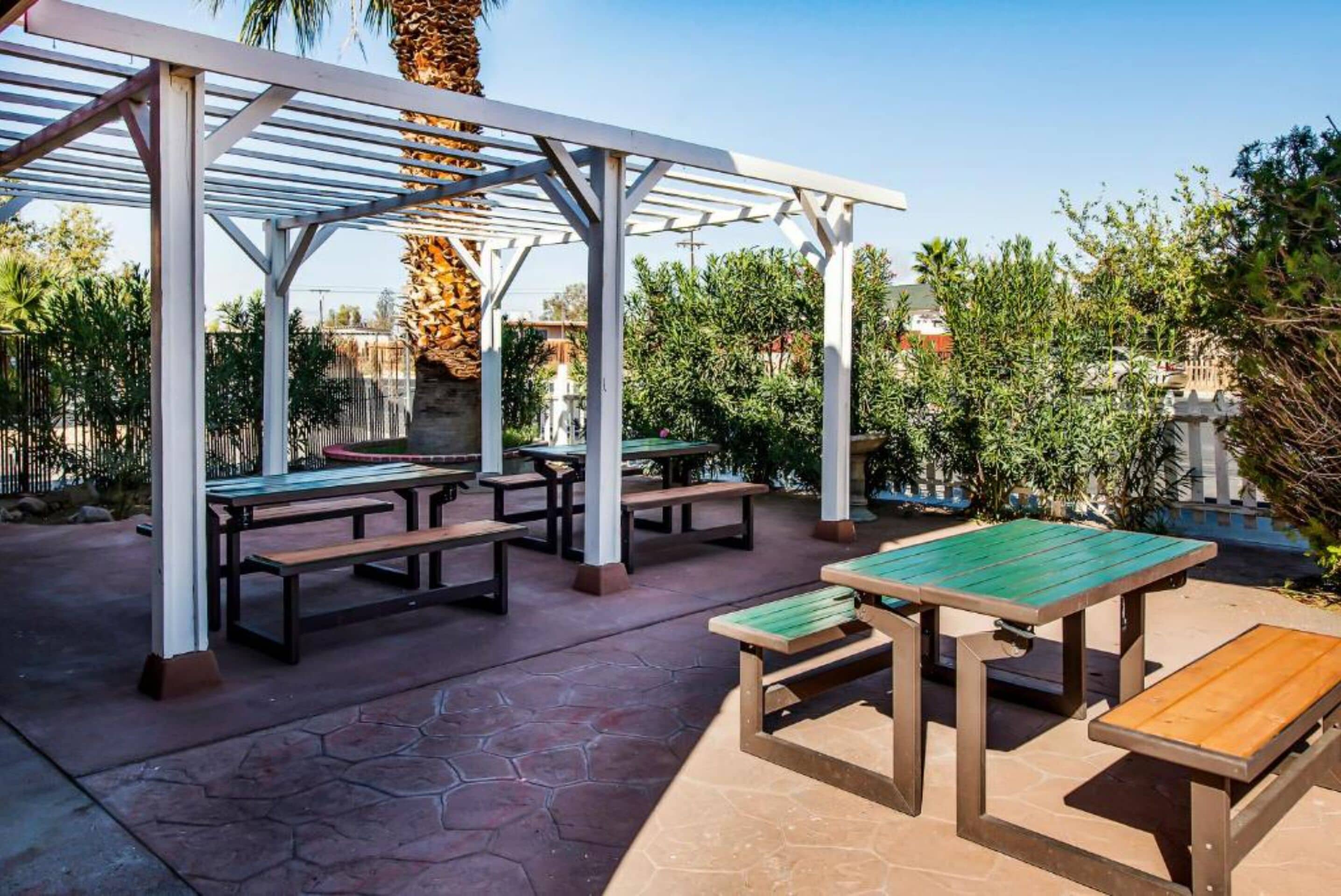OYO Hotel Europa Ridgecrest CA - W Upjohn Ave
