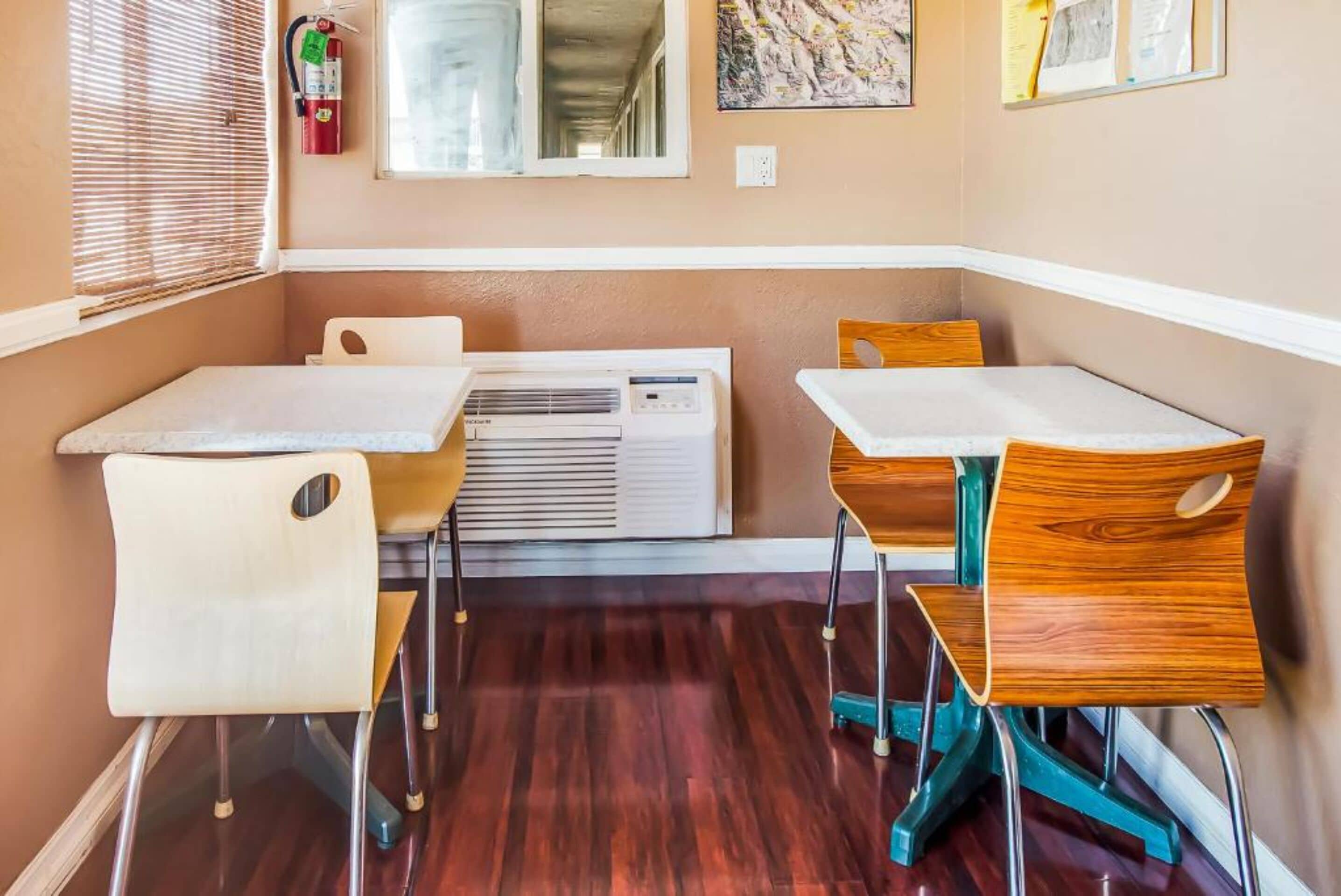 OYO Hotel Europa Ridgecrest CA - W Upjohn Ave