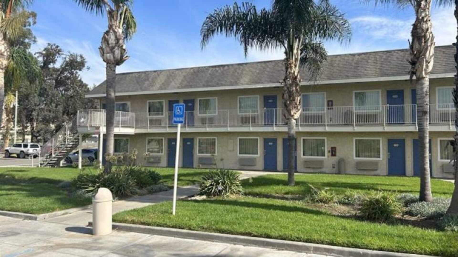 Studio 6 Suites - Riverside, CA - South