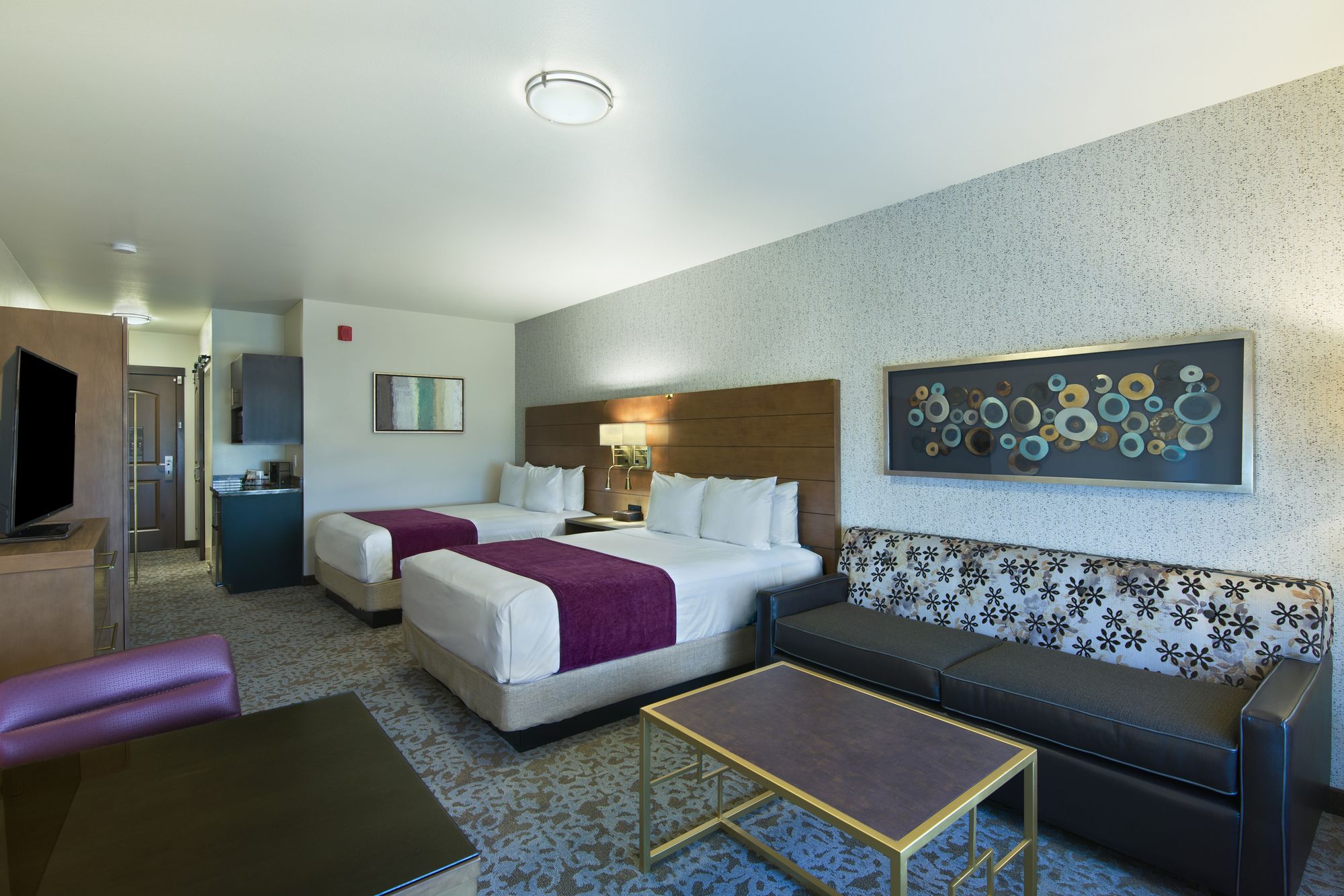 Oxford Suites Sonoma County