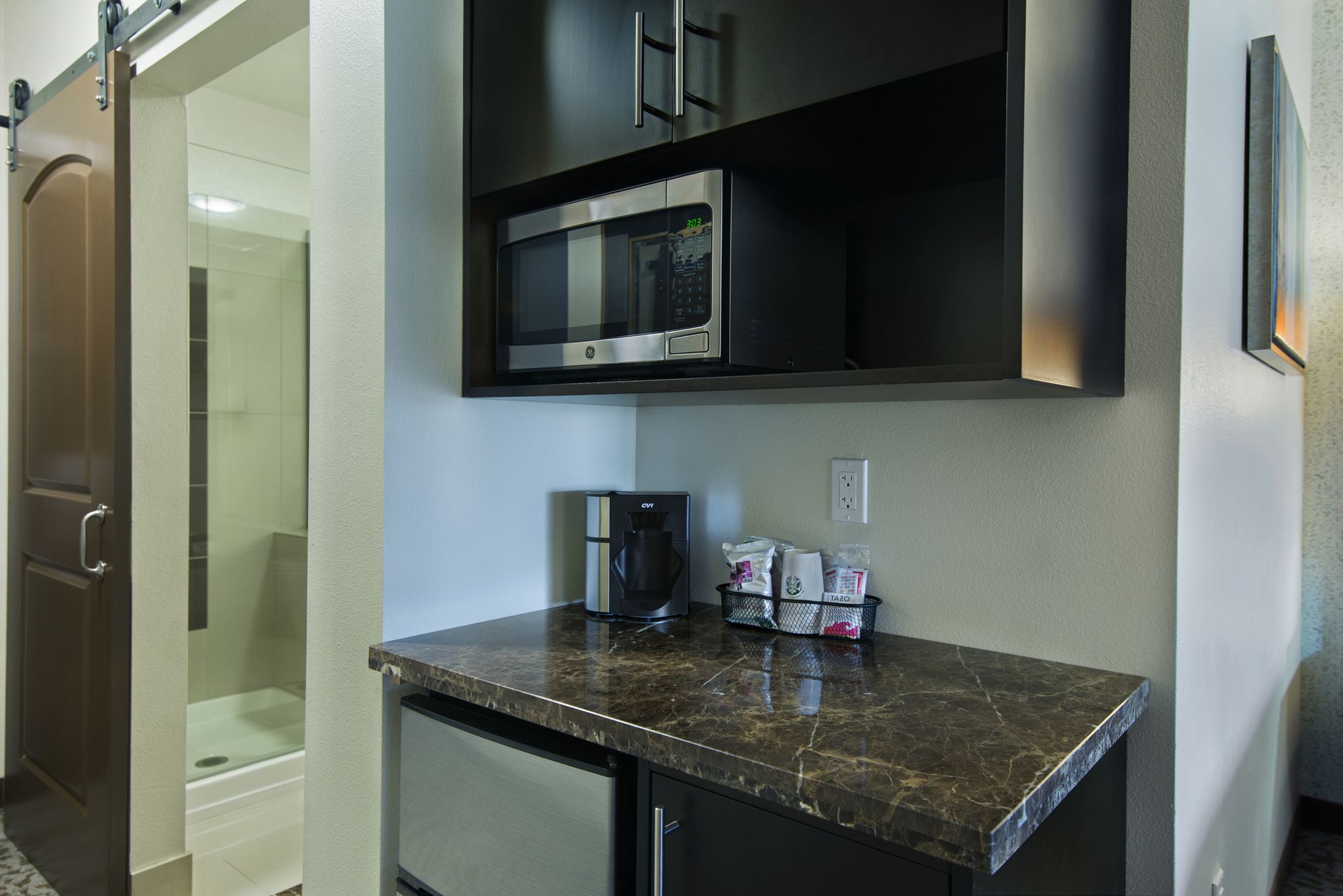 Oxford Suites Sonoma County