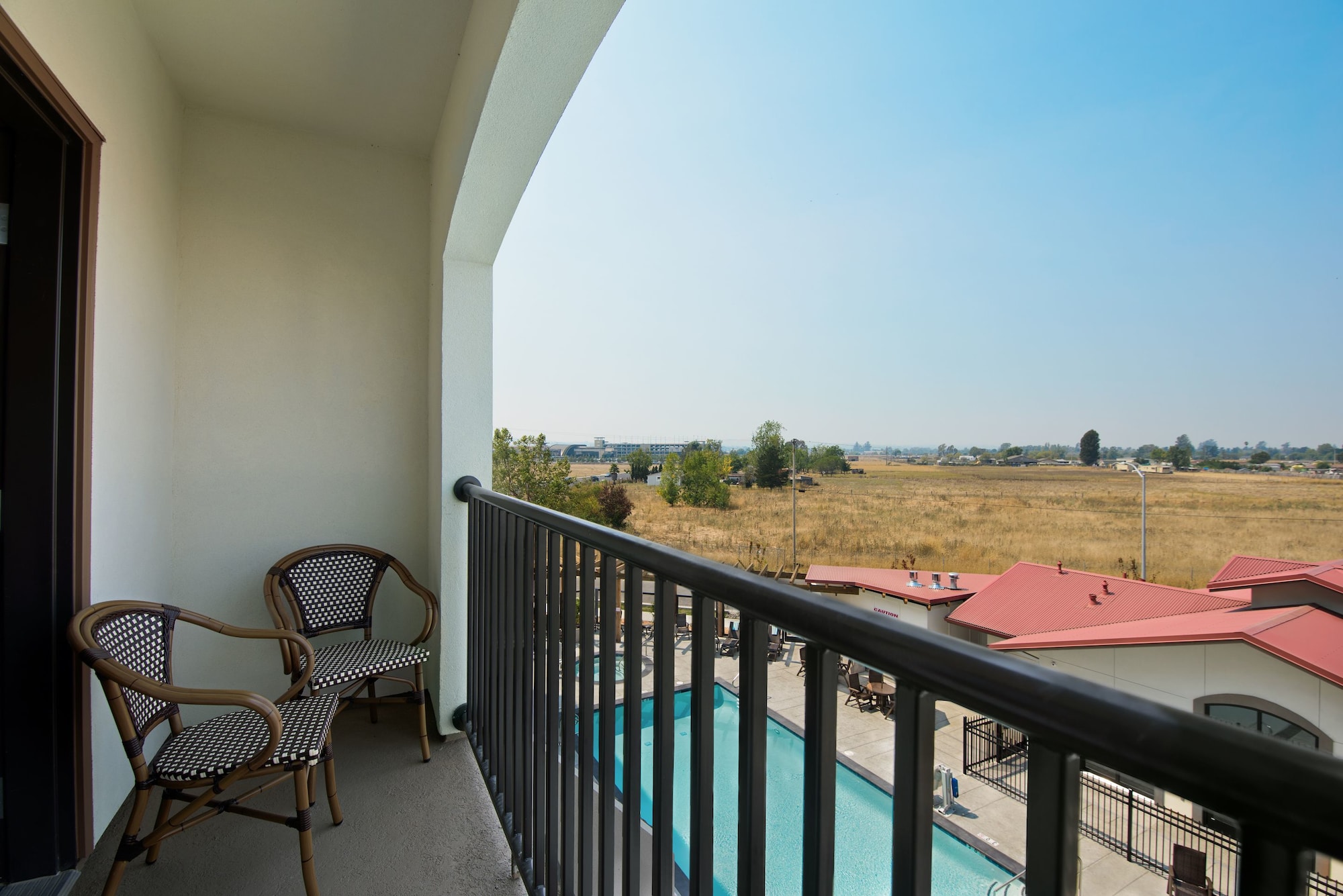 Oxford Suites Sonoma County