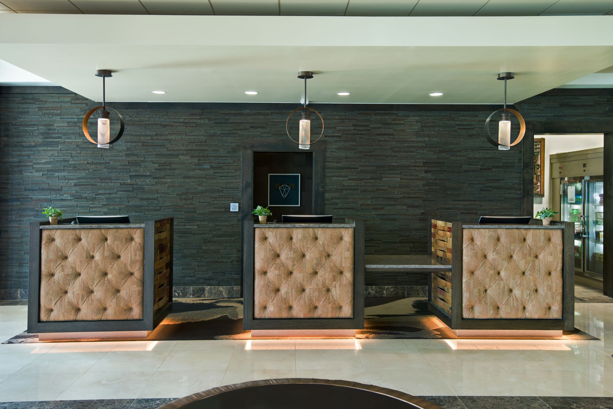 Oxford Suites Sonoma County