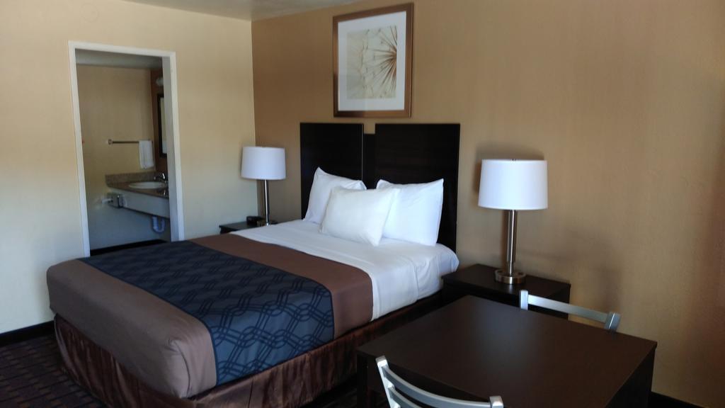 Econo Lodge Sacramento Convention Center