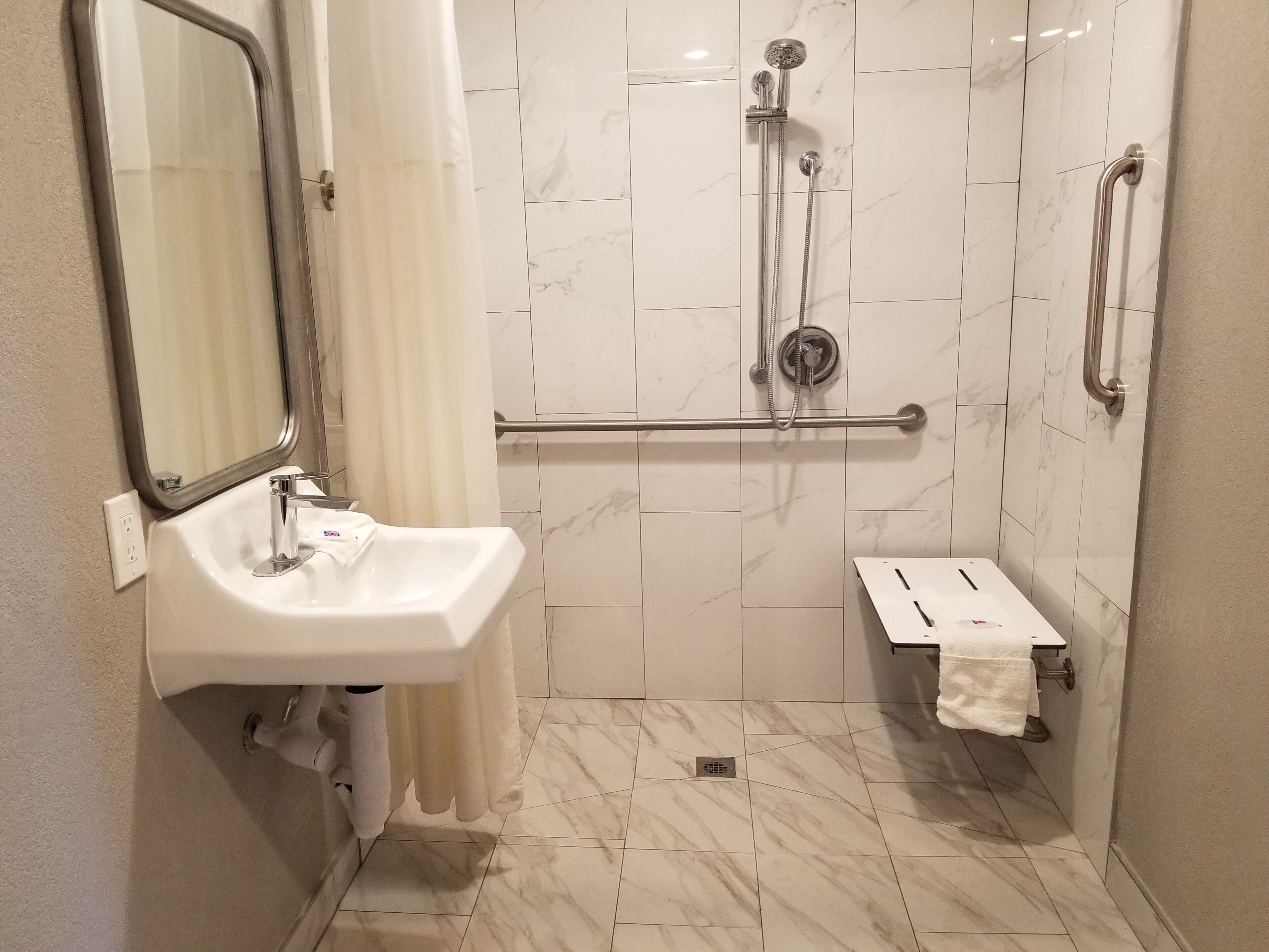 Motel 6 Sacramento, CA - Natomas & SMF Airport
