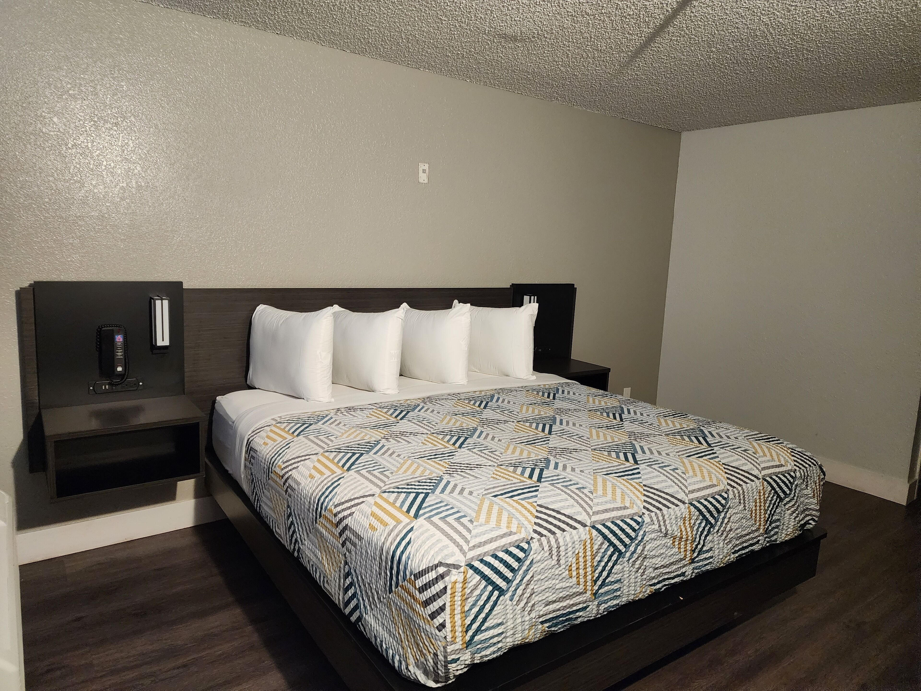 Motel 6 Sacramento, CA - Natomas & SMF Airport