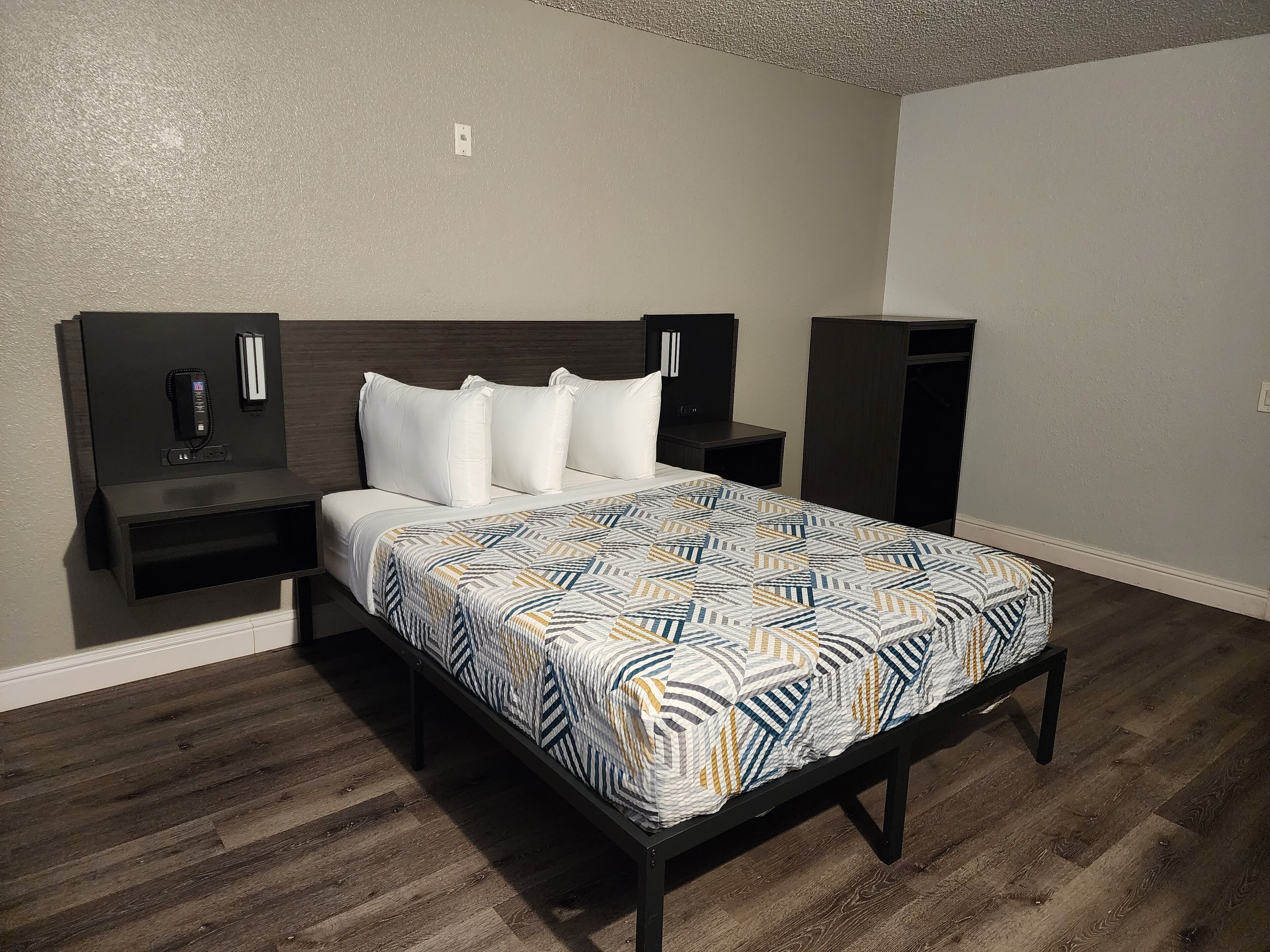 Motel 6 Sacramento, CA - Natomas & SMF Airport