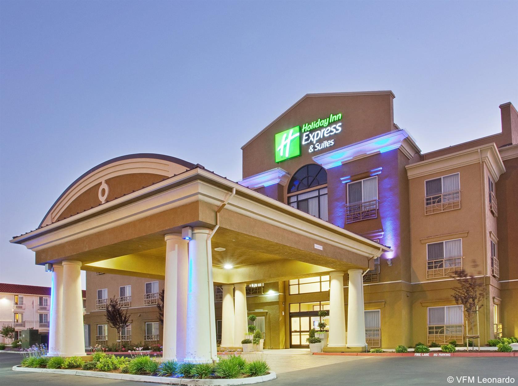 Holiday Inn Express Hotel & Suites Salinas
