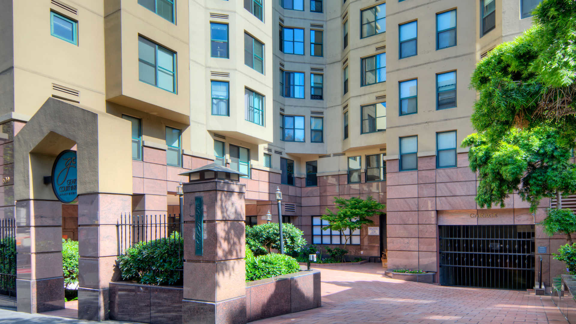 Geary Courtyard Apartments