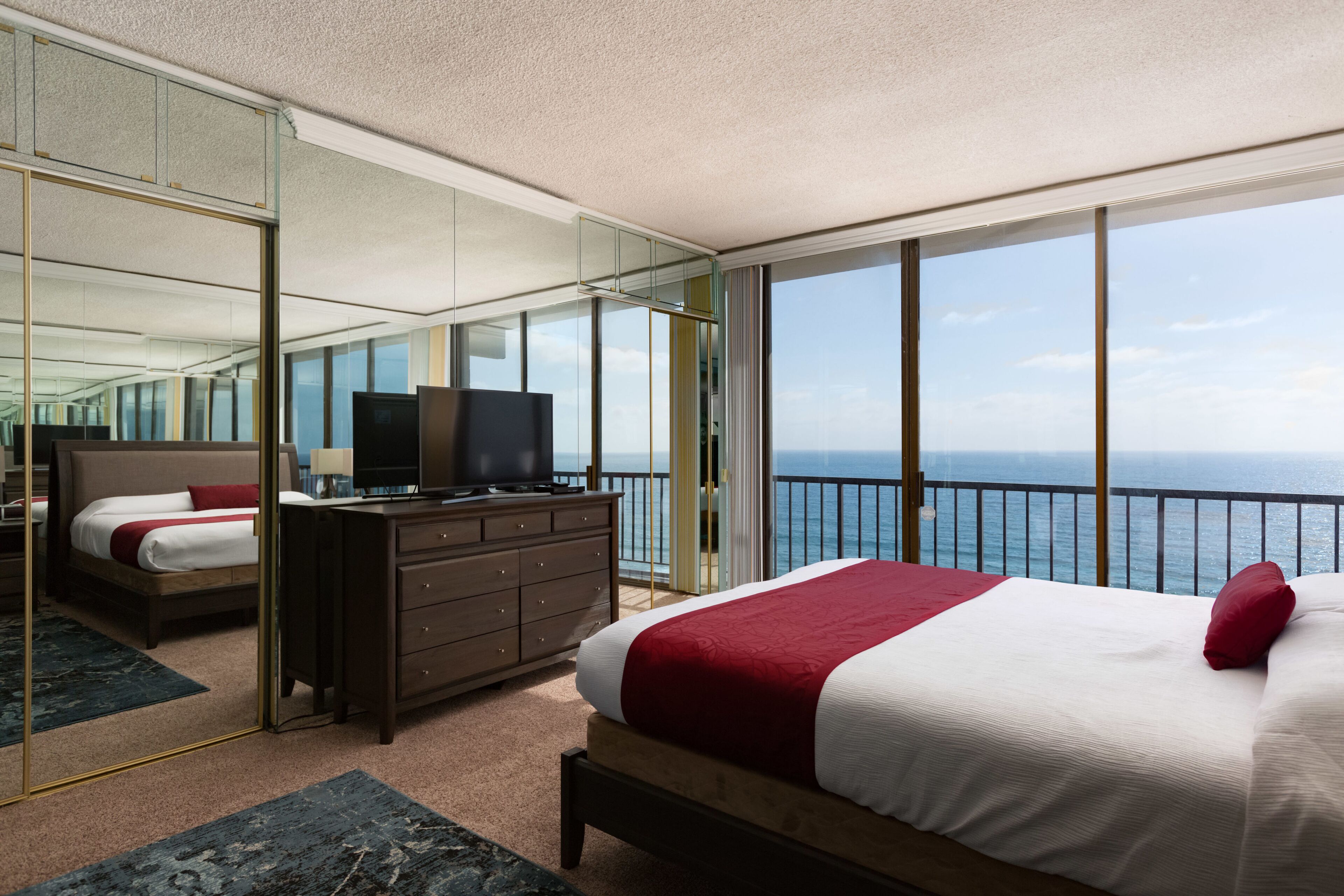 Capri by the Sea by All Seasons Resort Lodging