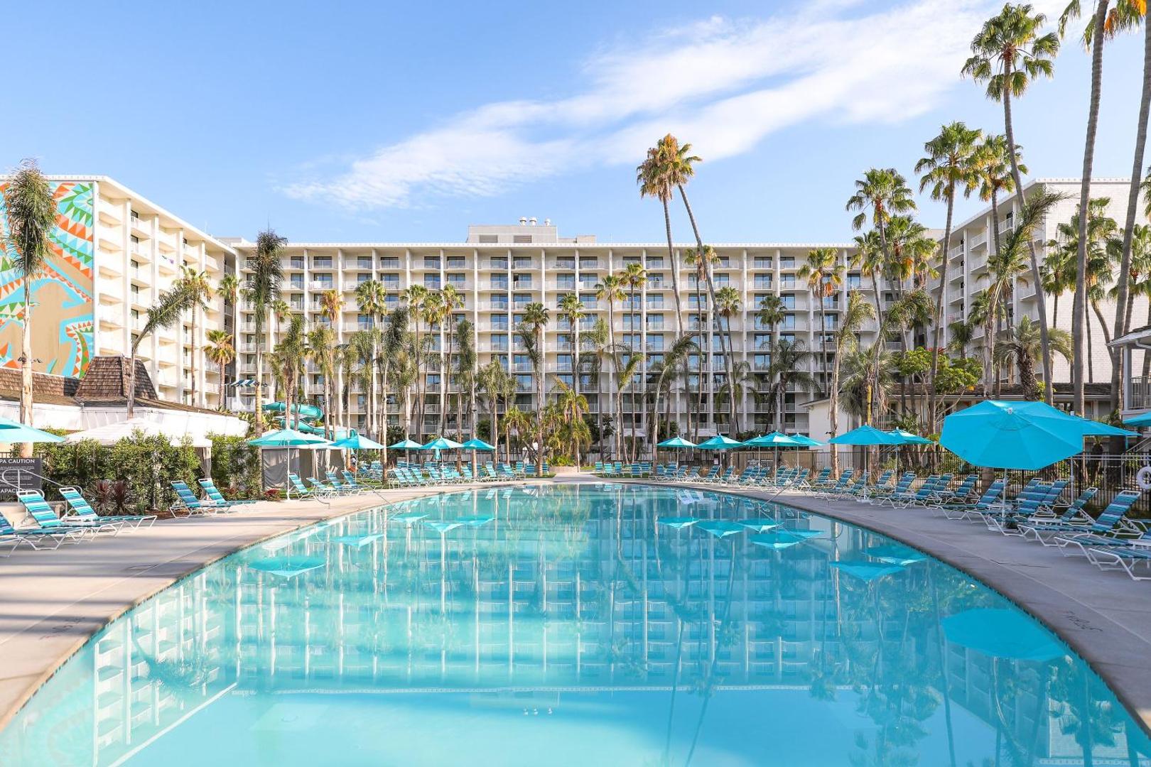 Town and Country Resort