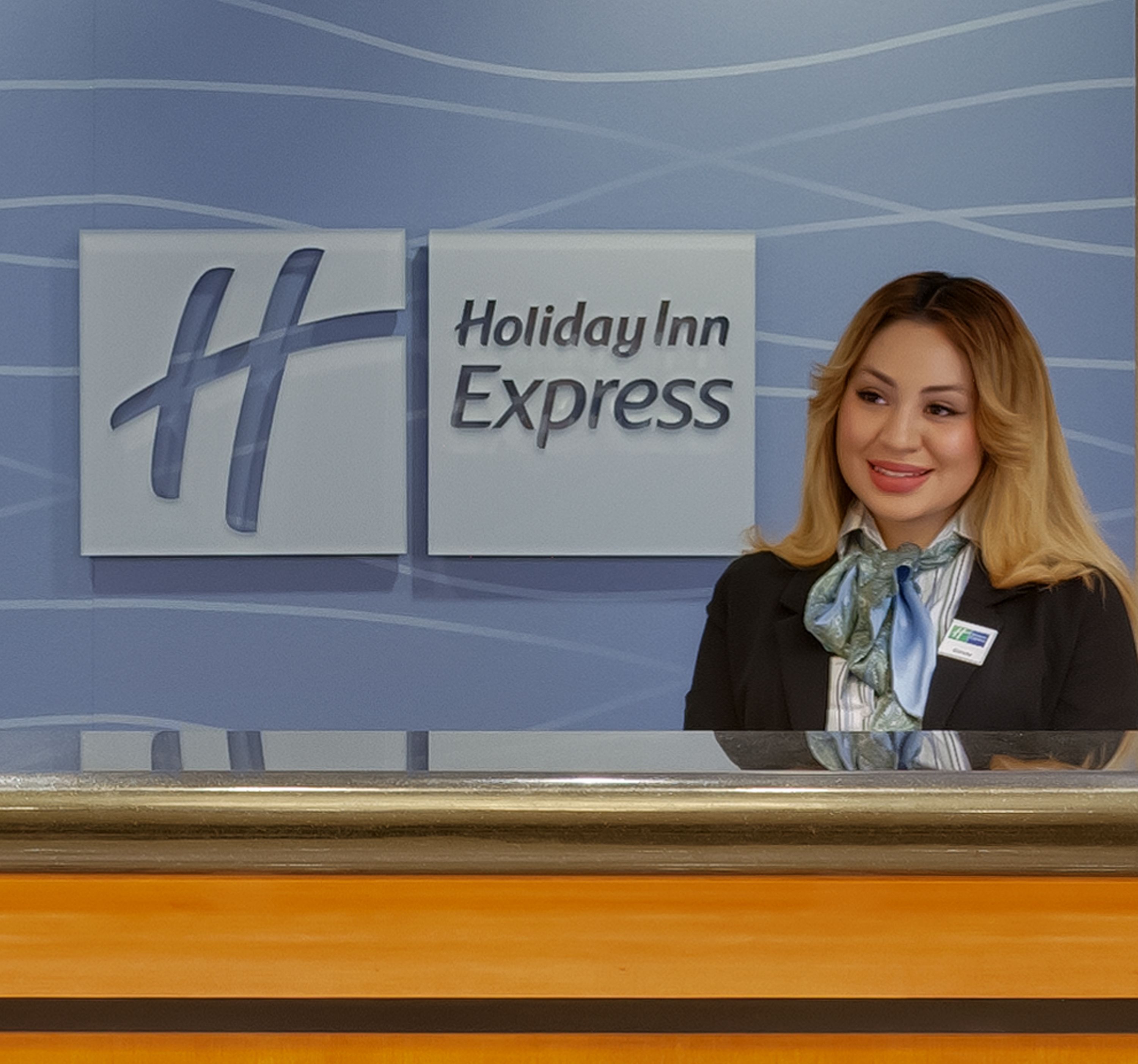 Holiday Inn Express & Suites San Francisco North