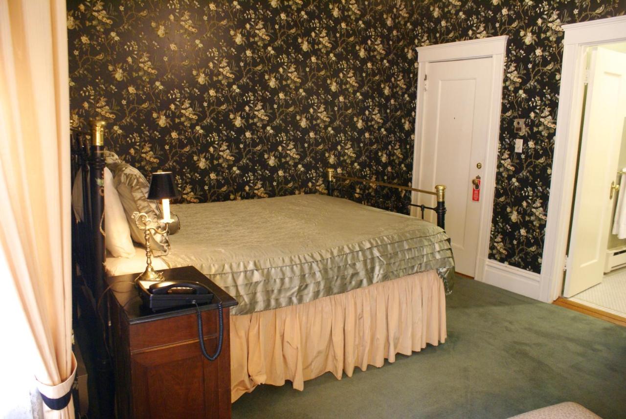 Nob Hill Inn