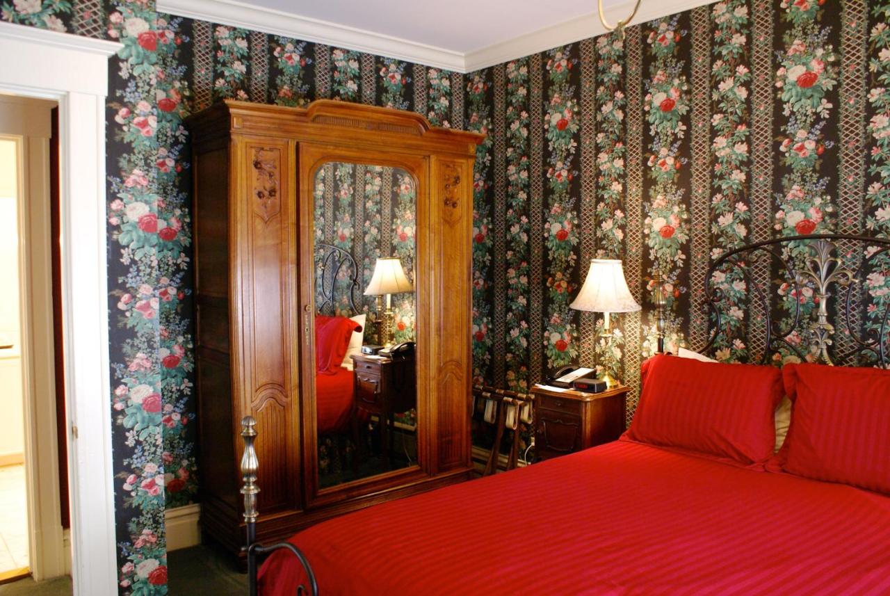Nob Hill Inn