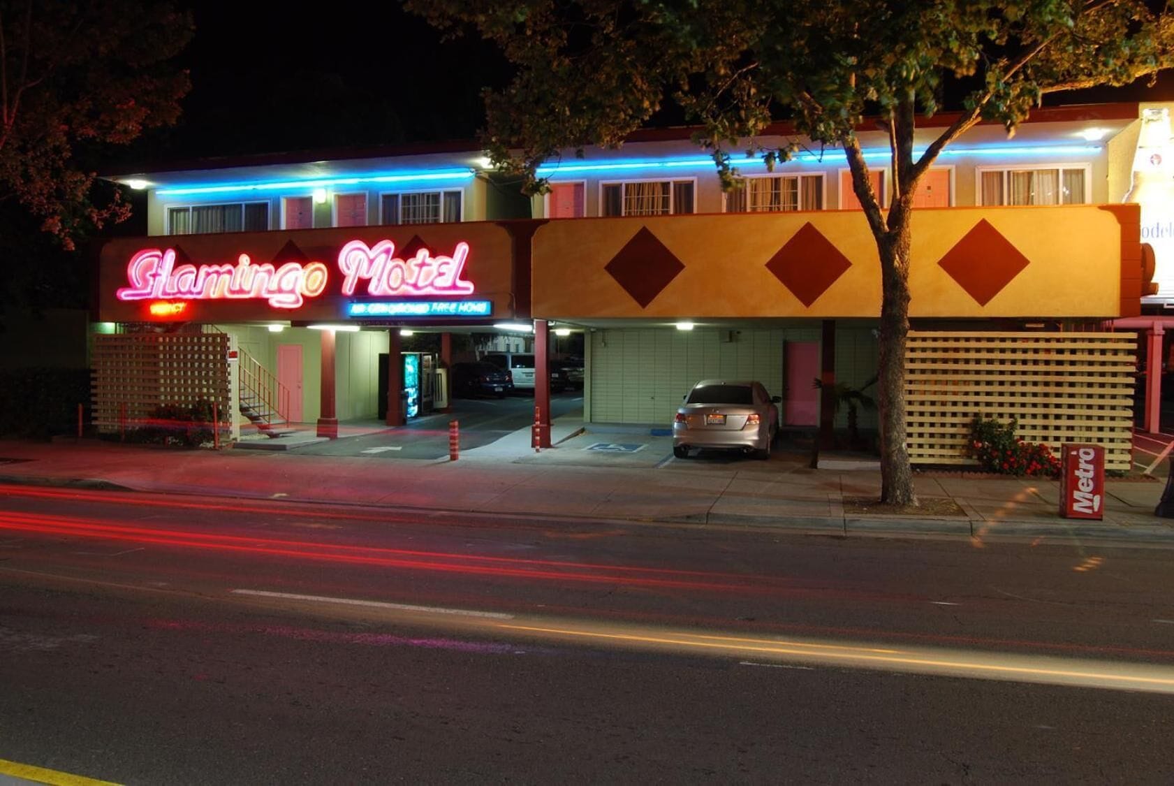 Flamingo Motel