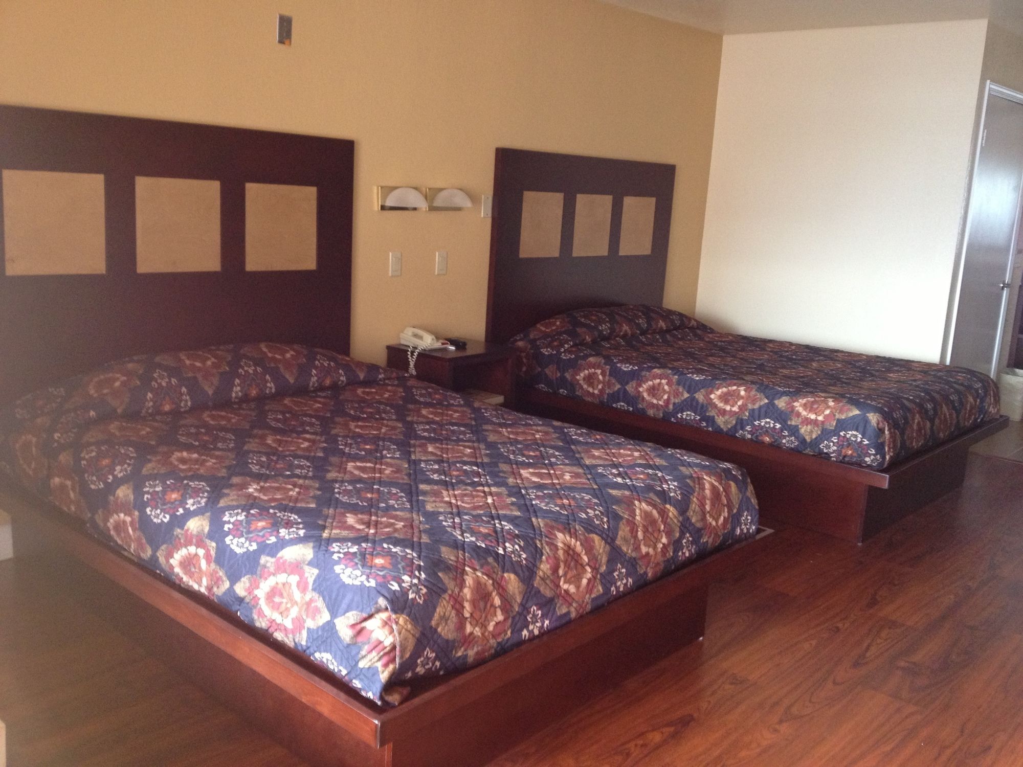 Budget Inn Santa Ana