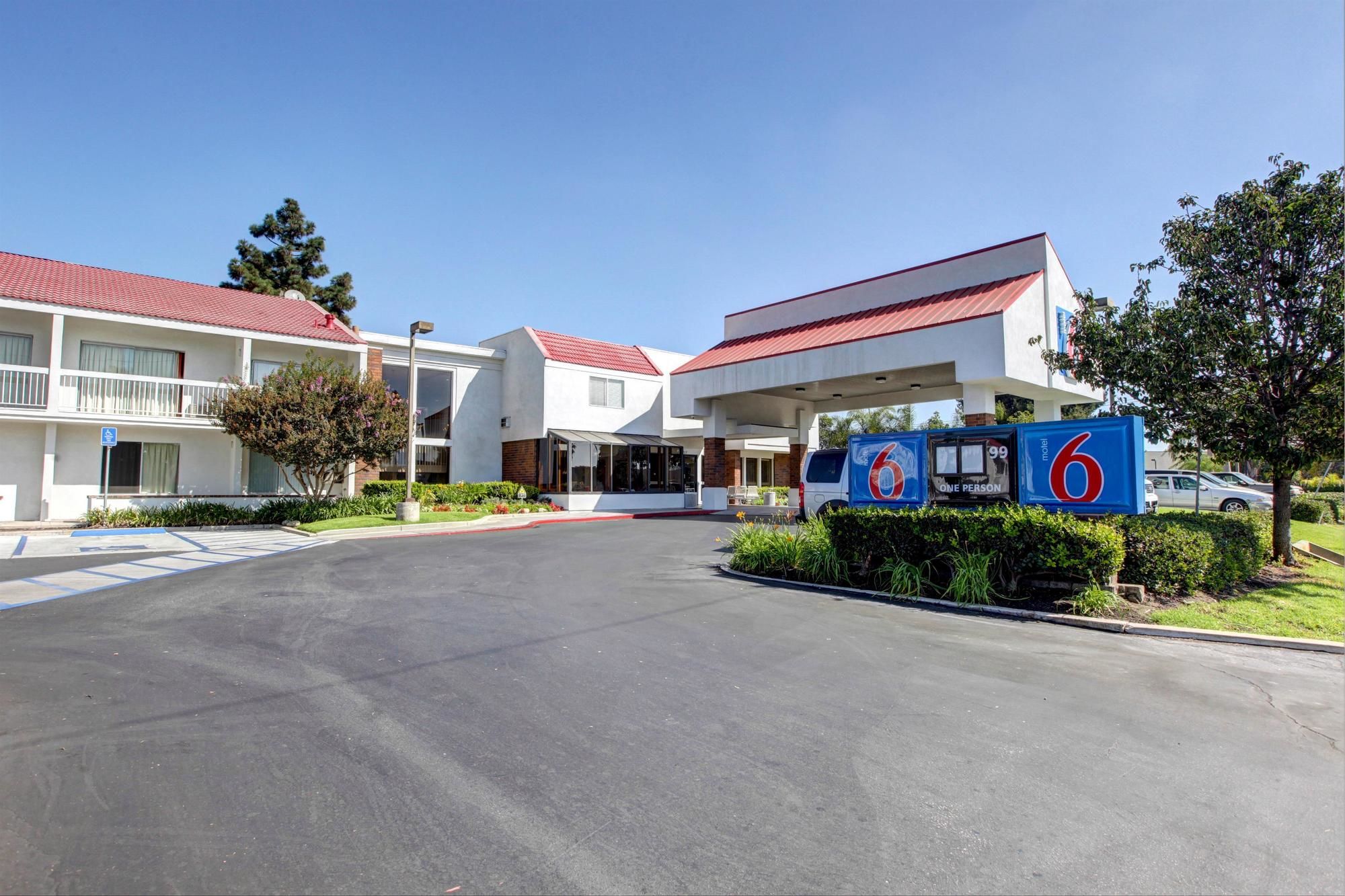 Motel 6 Irvine Orange County Airport