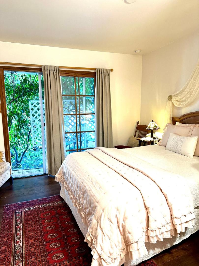 Bath Street Inn