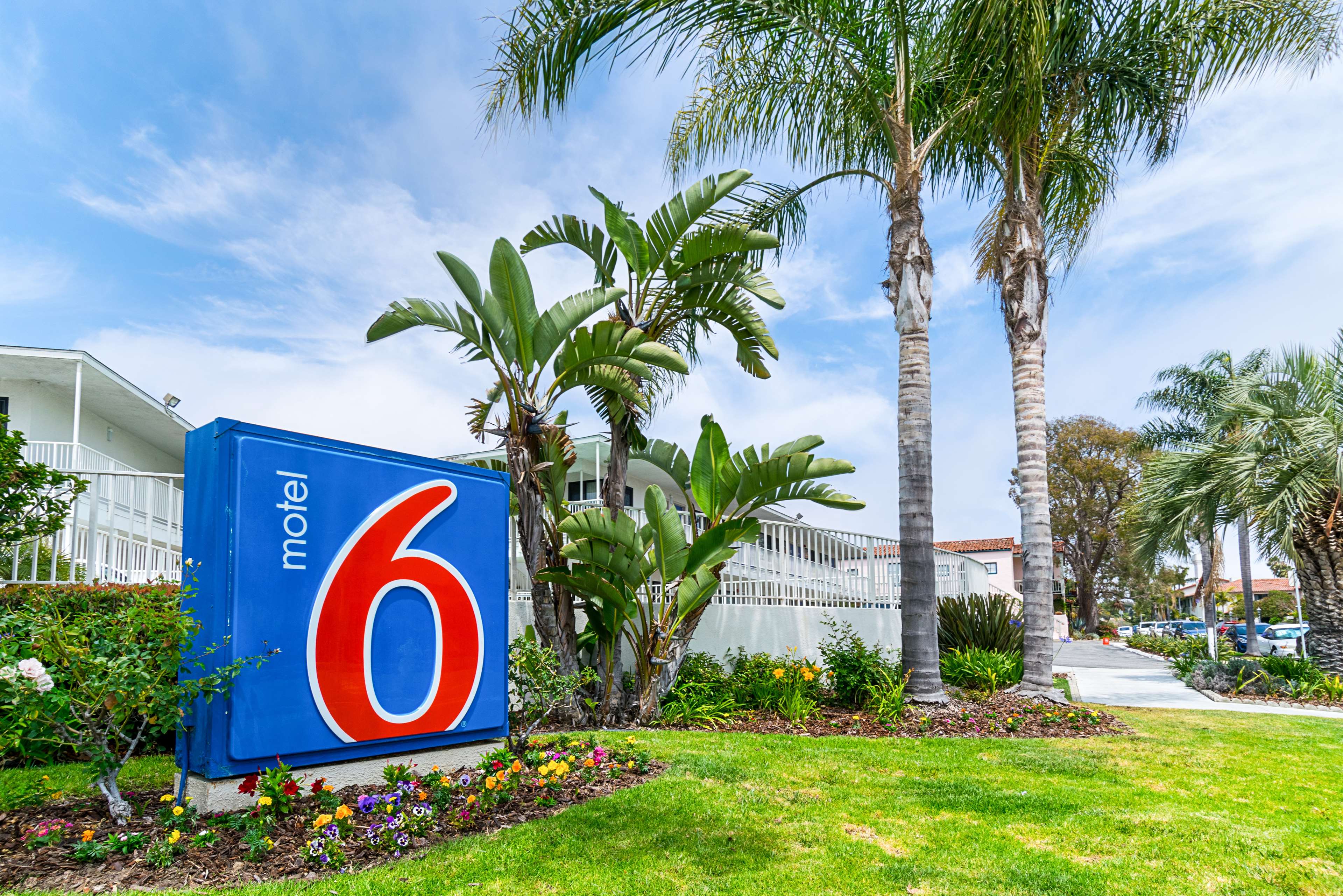 Motel 6 Santa Barbara Beach